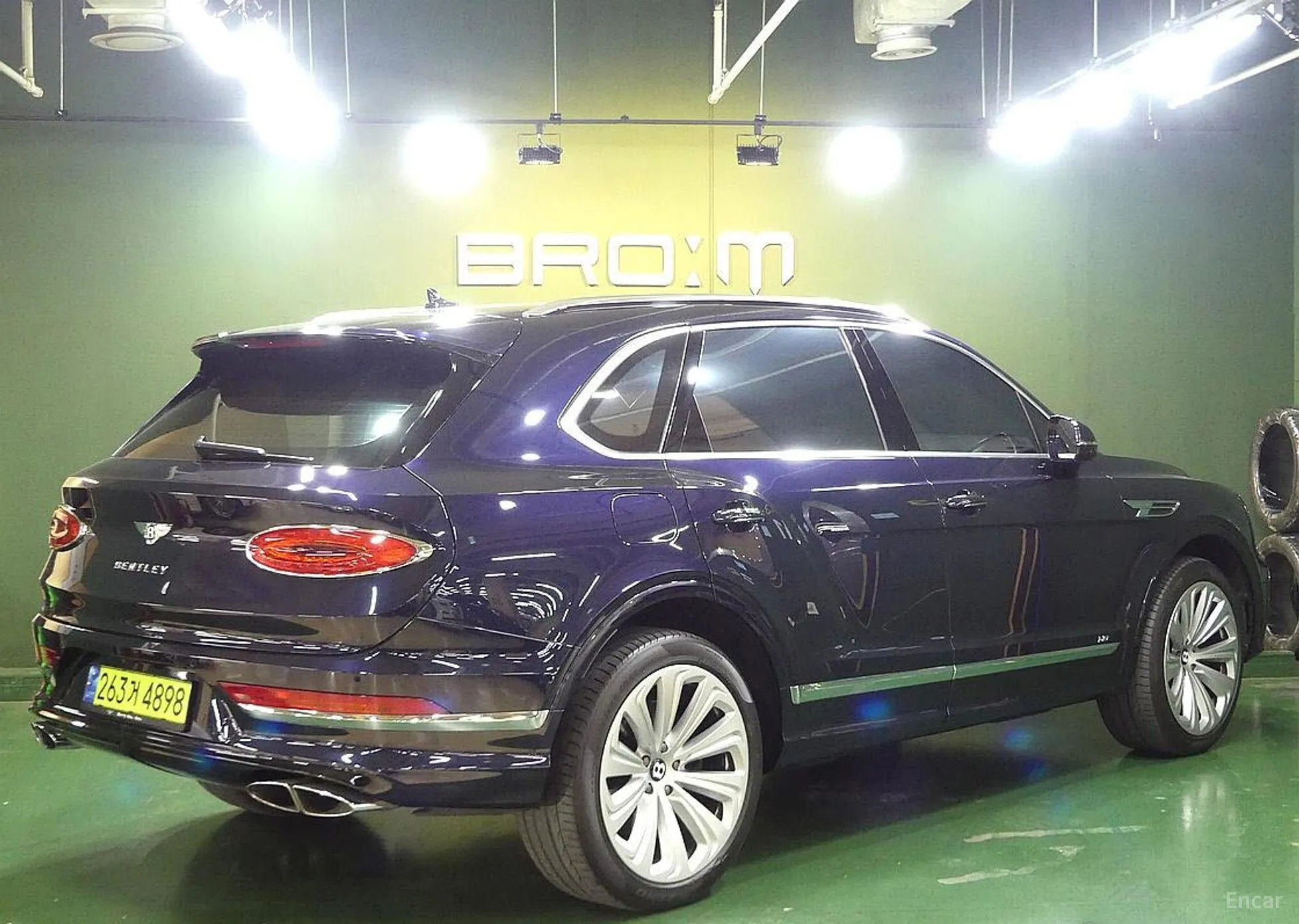 Bentley Bentayga превью 3