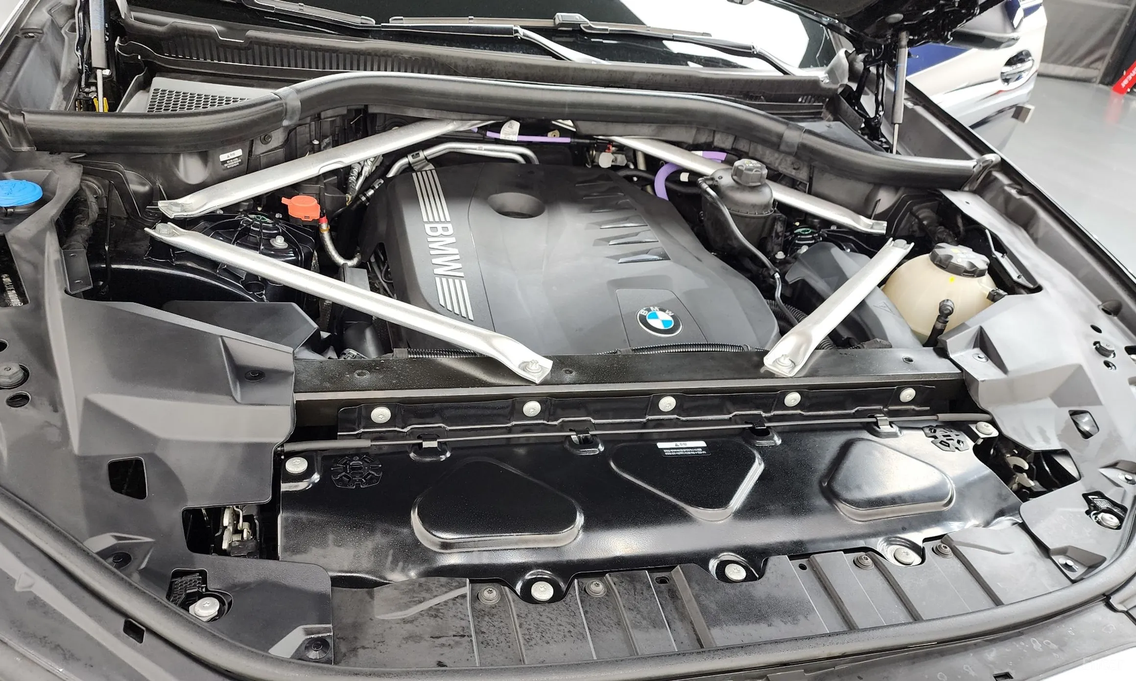 BMW X6 (G06) превью 6