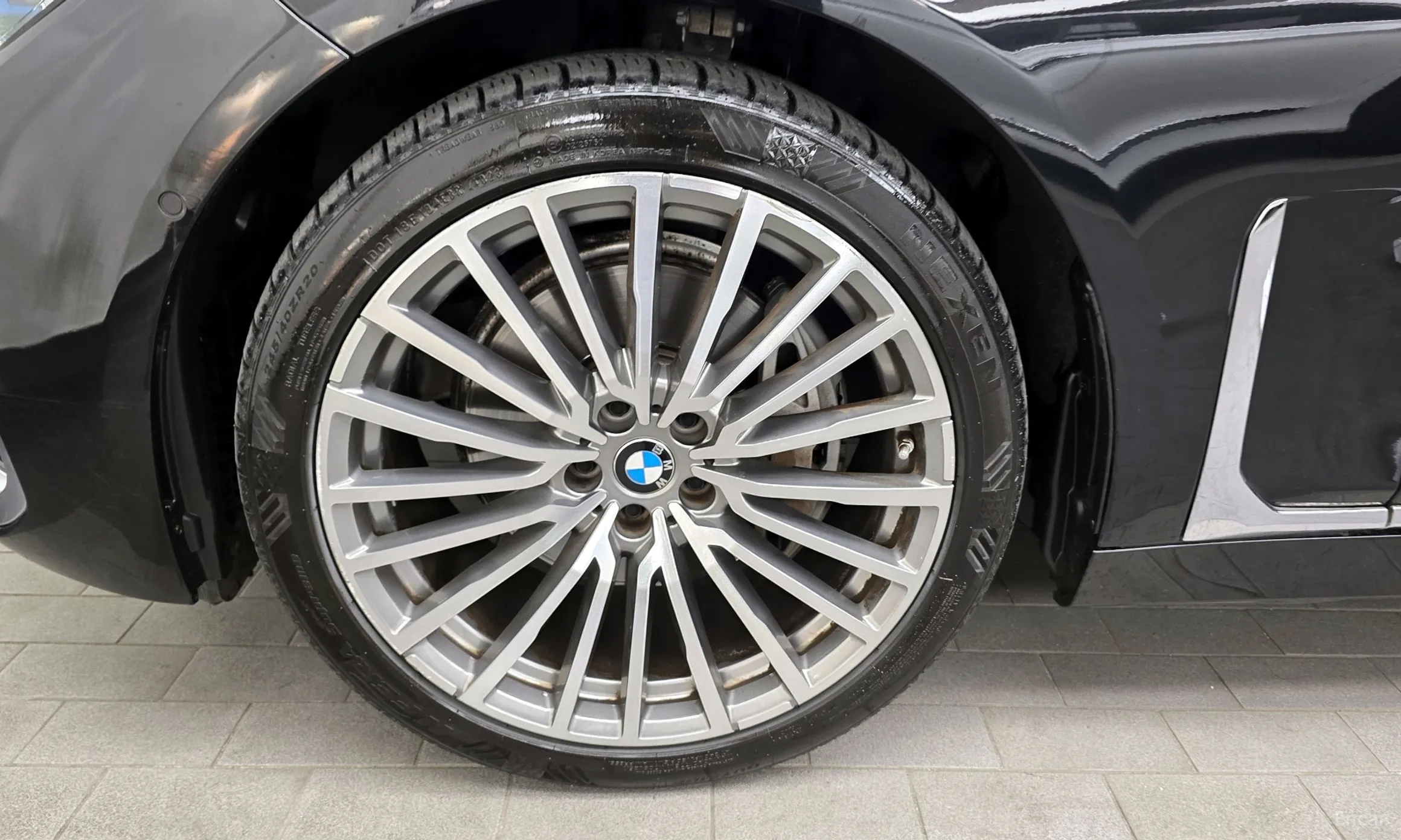 BMW 7 Series (G11) превью 5