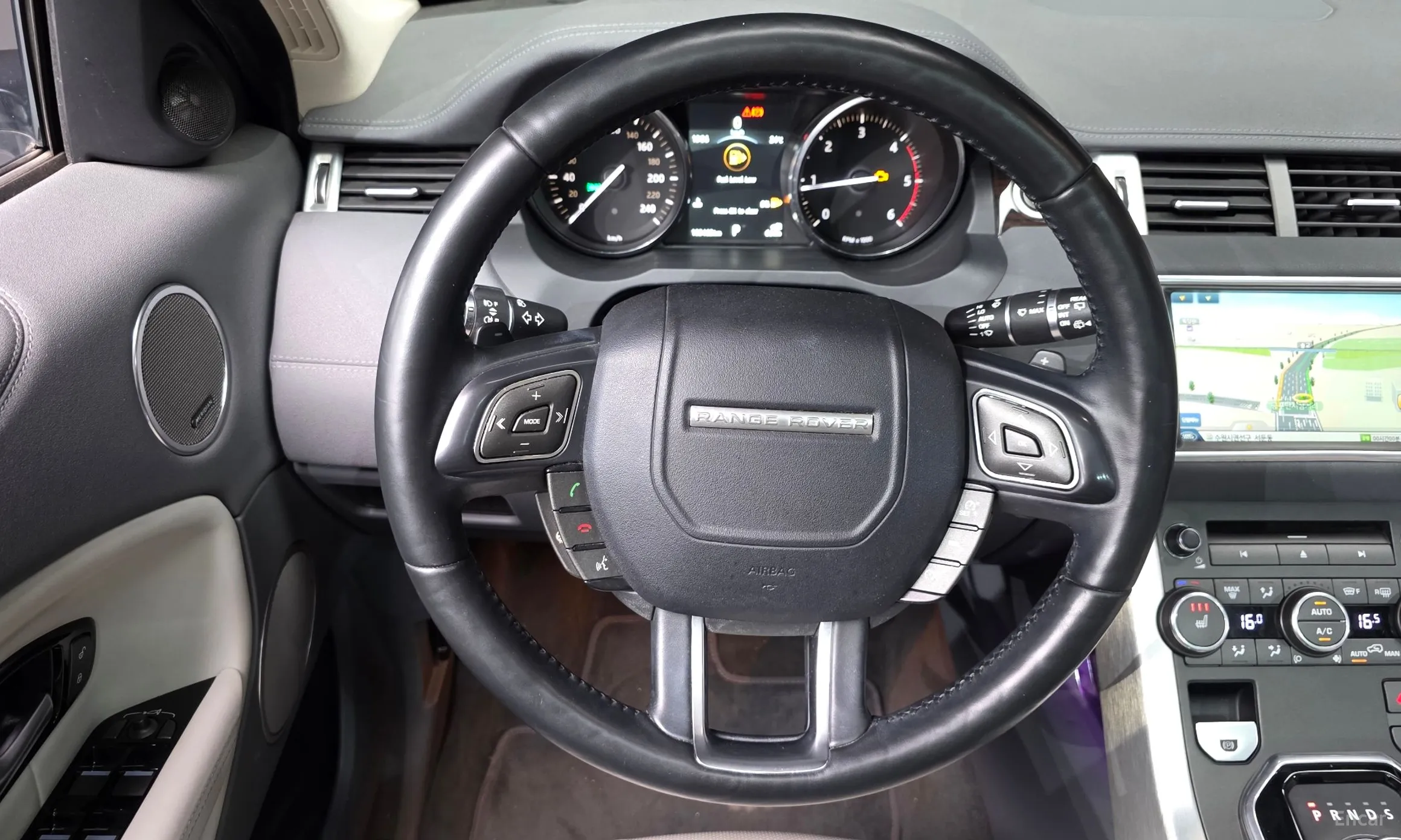 Land Rover Range Rover Evoque превью 13