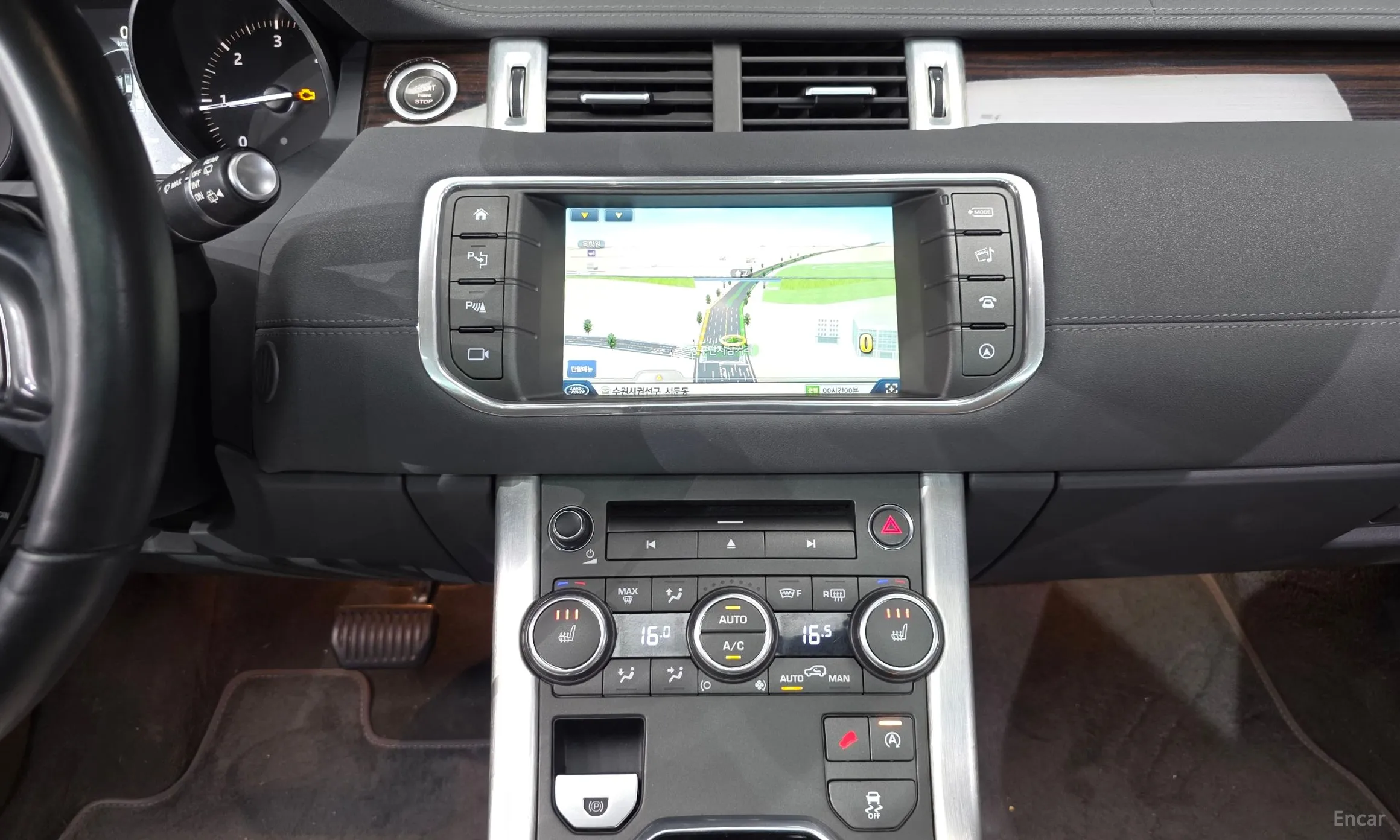 Land Rover Range Rover Evoque превью 14