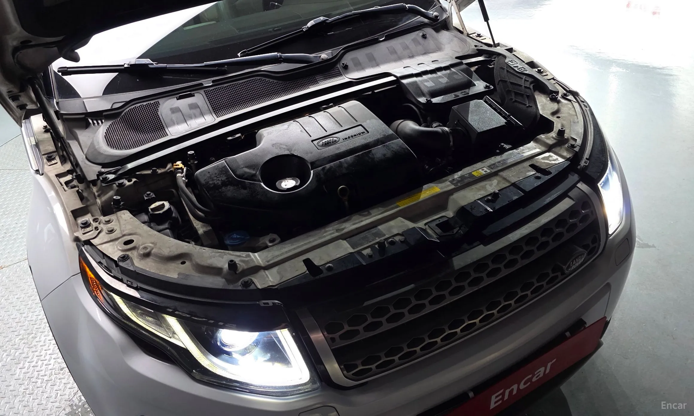 Land Rover Range Rover Evoque превью 6