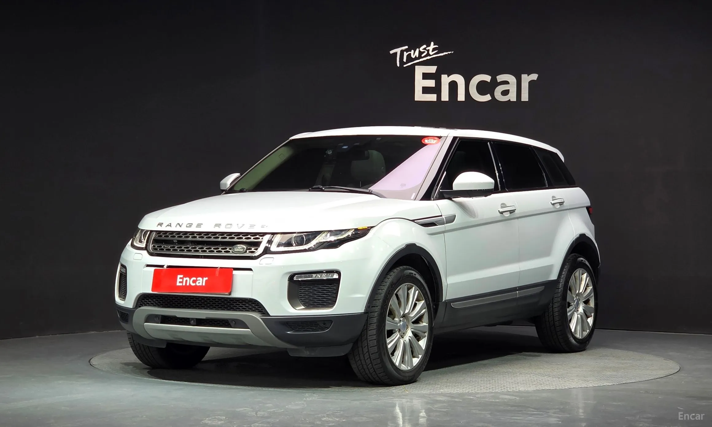 Land Rover Range Rover Evoque превью 7