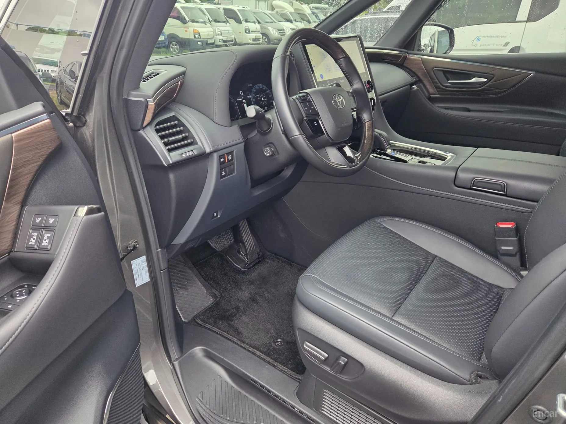 Toyota Alphard 4th Generation превью 11
