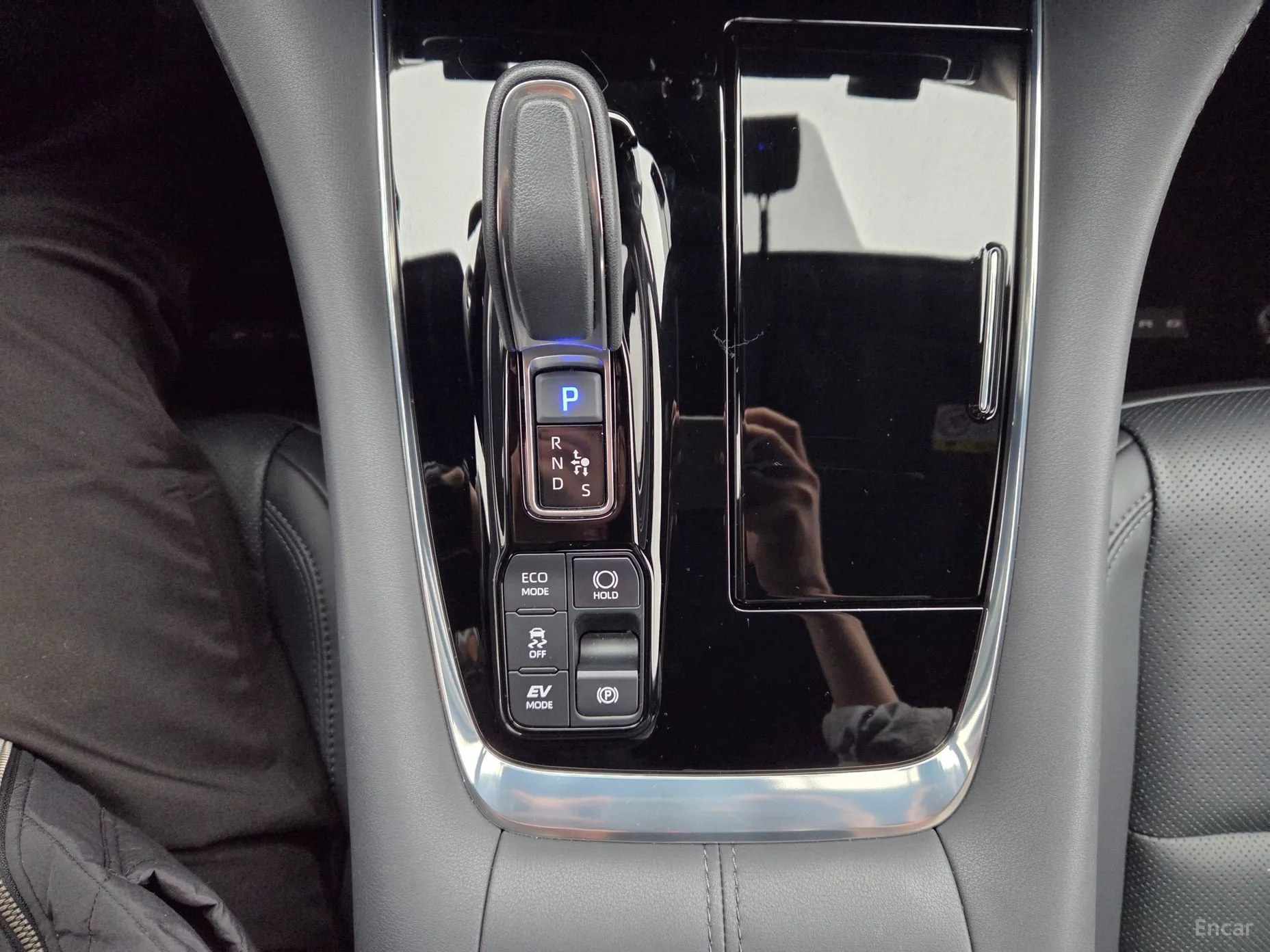 Toyota Alphard 4th Generation превью 9