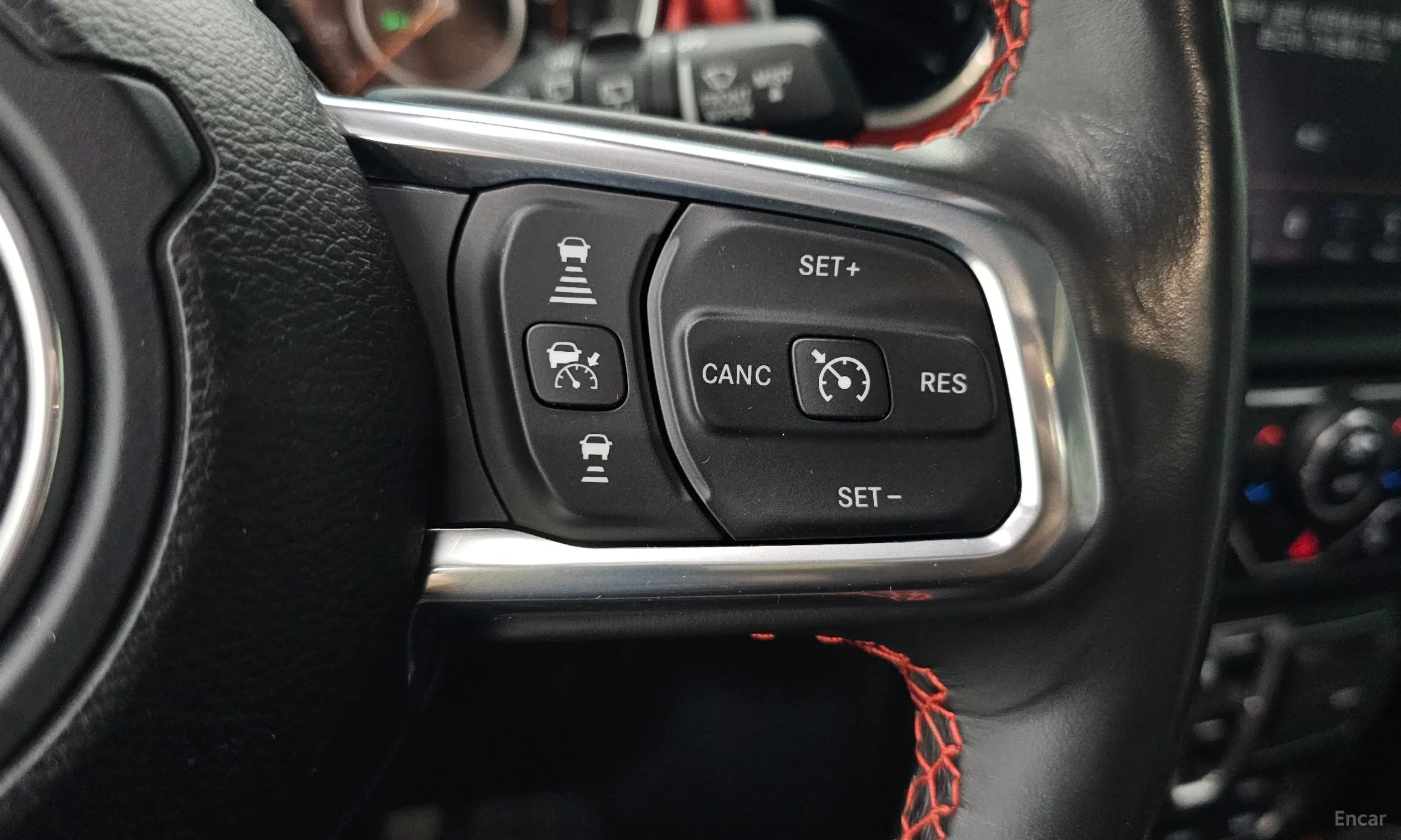 Jeep Wrangler (JL) превью 18