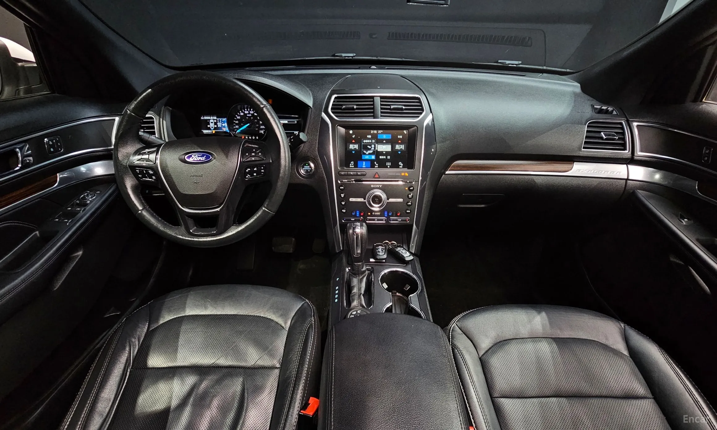 Ford Explorer превью 7