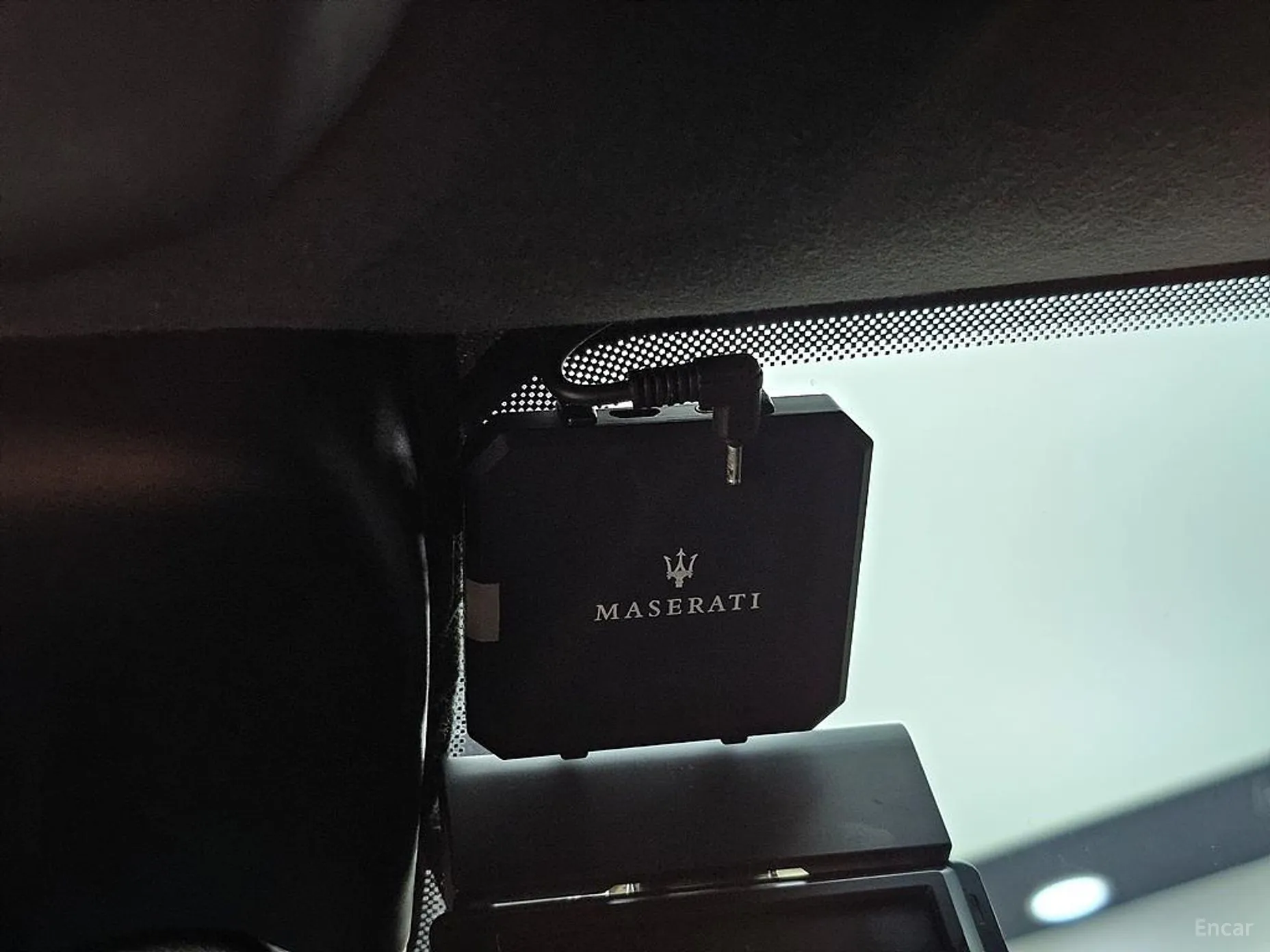 Maserati Levante превью 13
