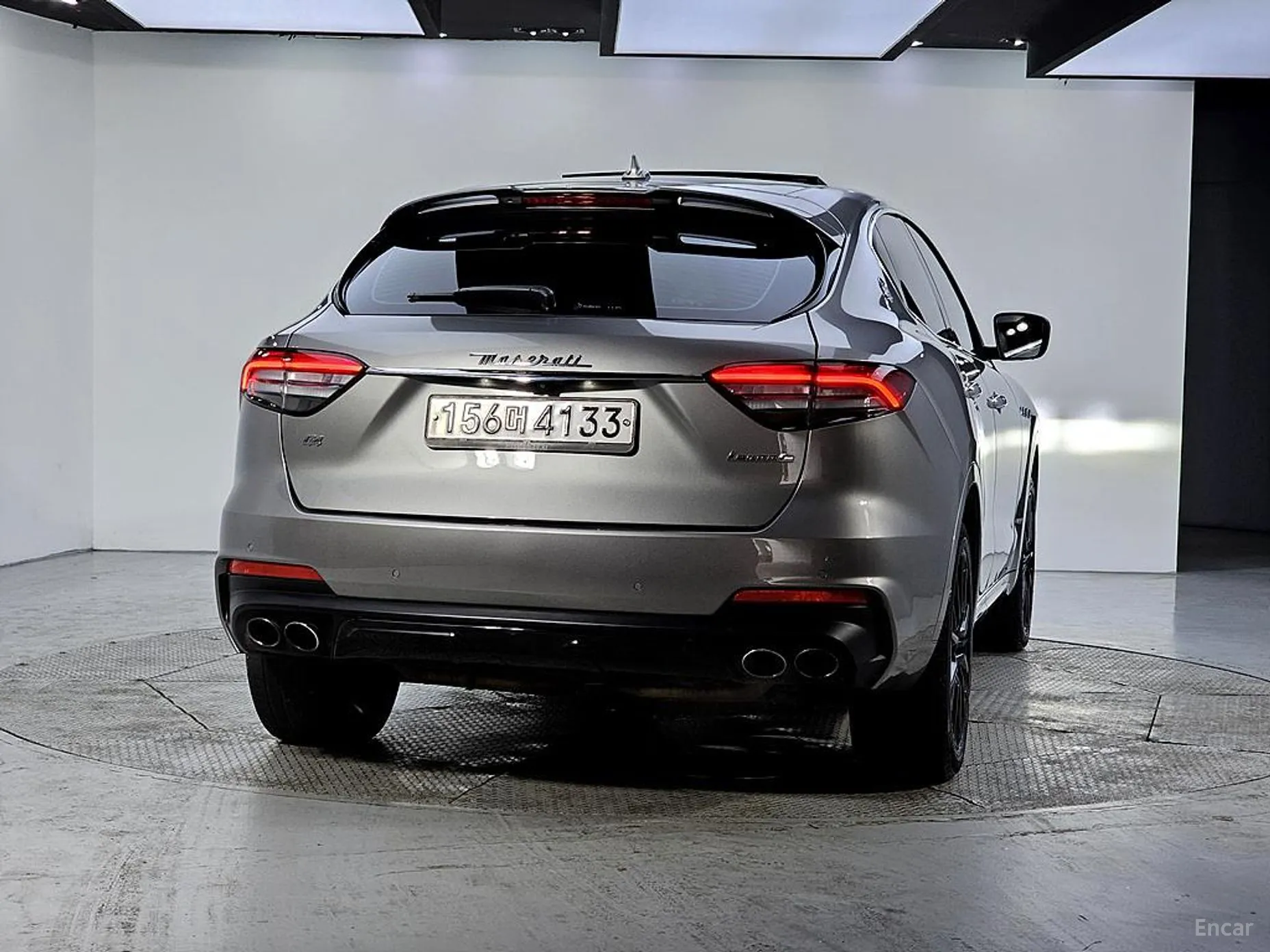 Maserati Levante превью 3