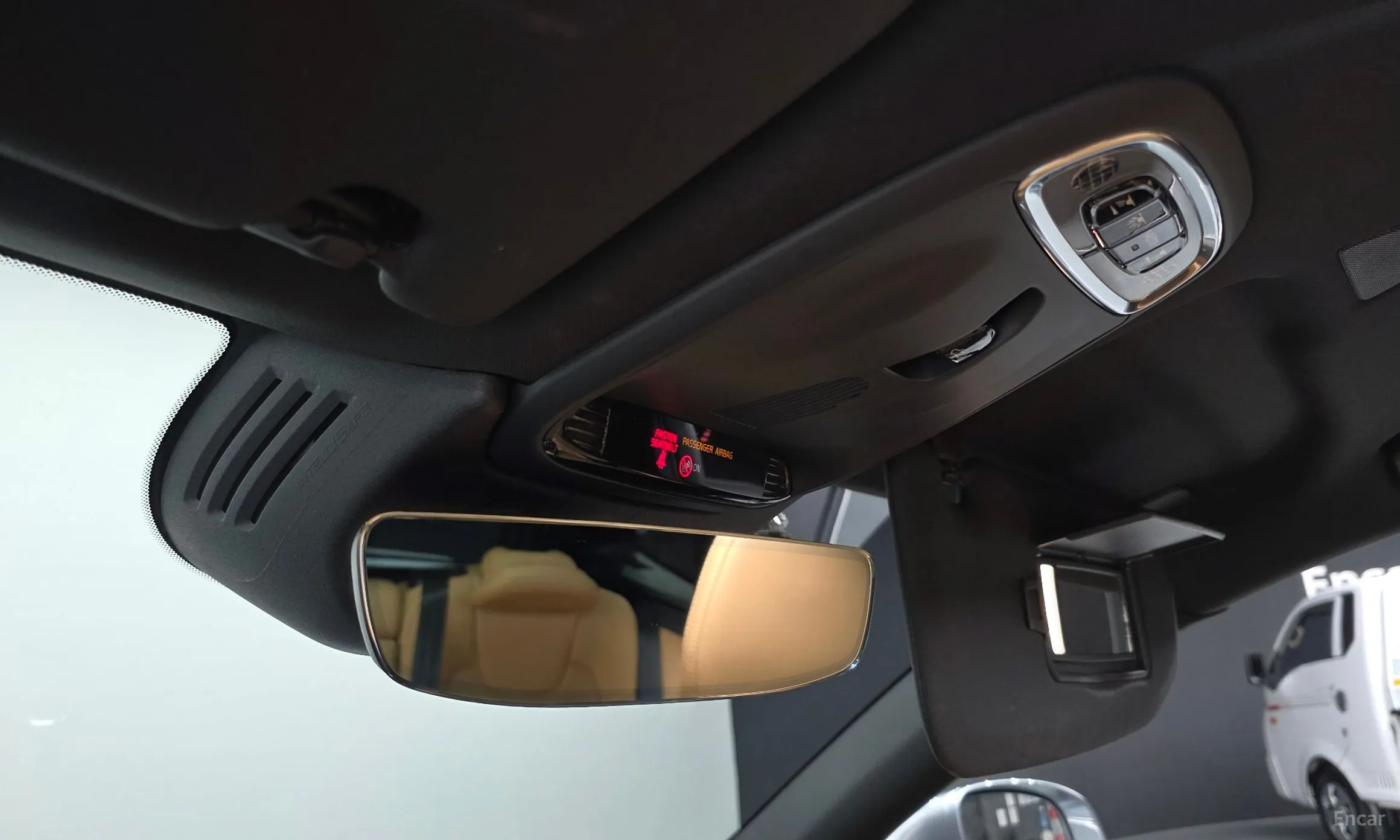 Volvo XC60 Gen 2 превью 17