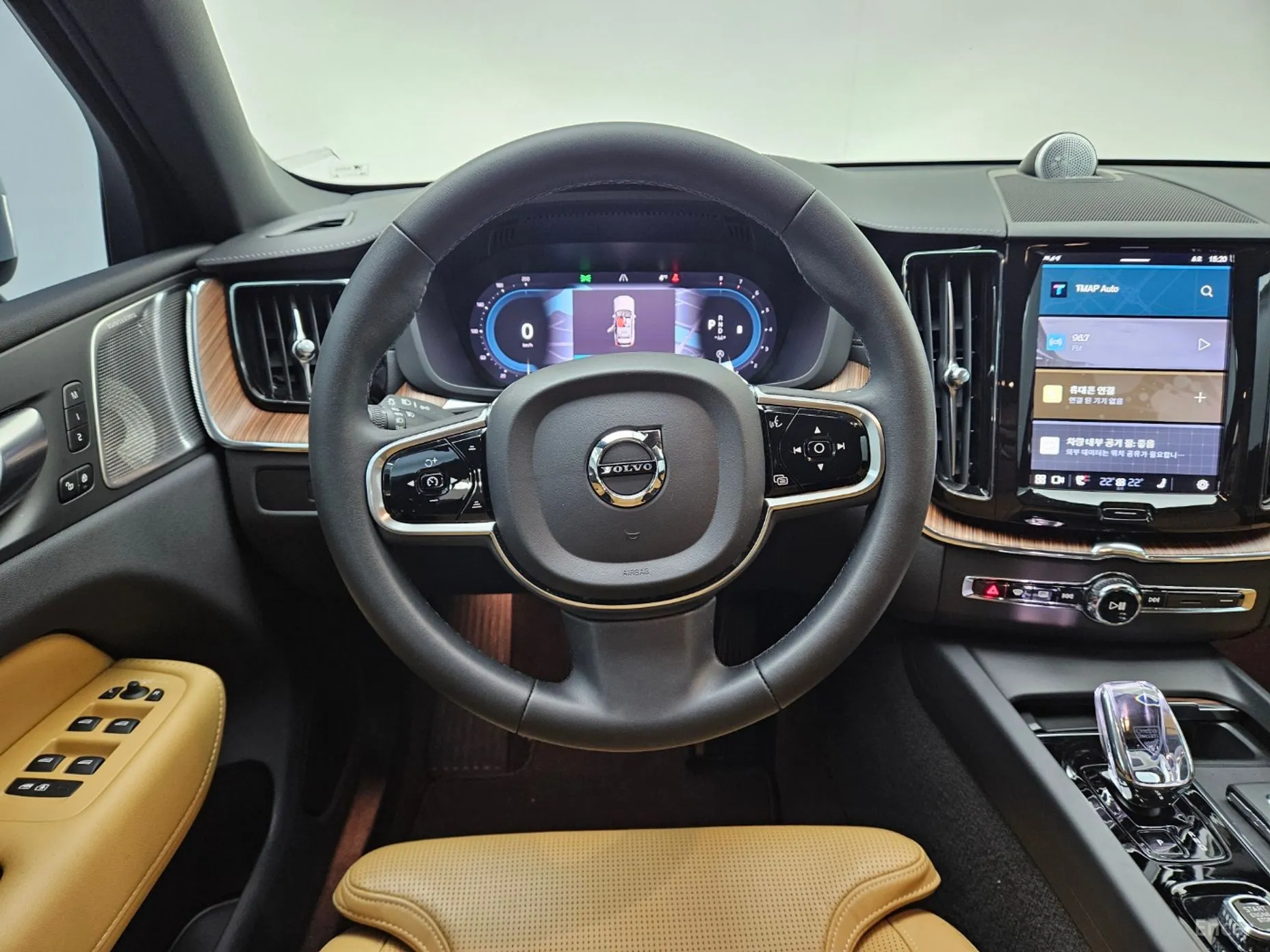 Volvo XC60 Gen 2 превью 12