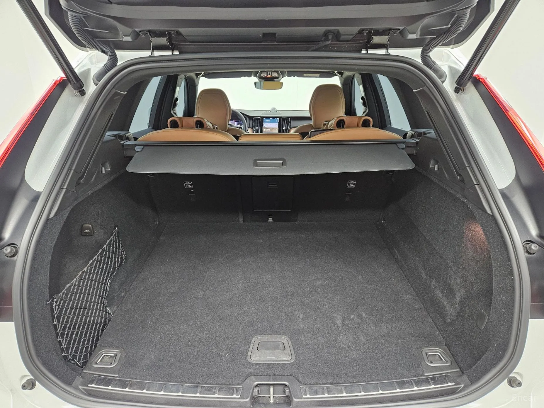 Volvo XC60 Gen 2 превью 18