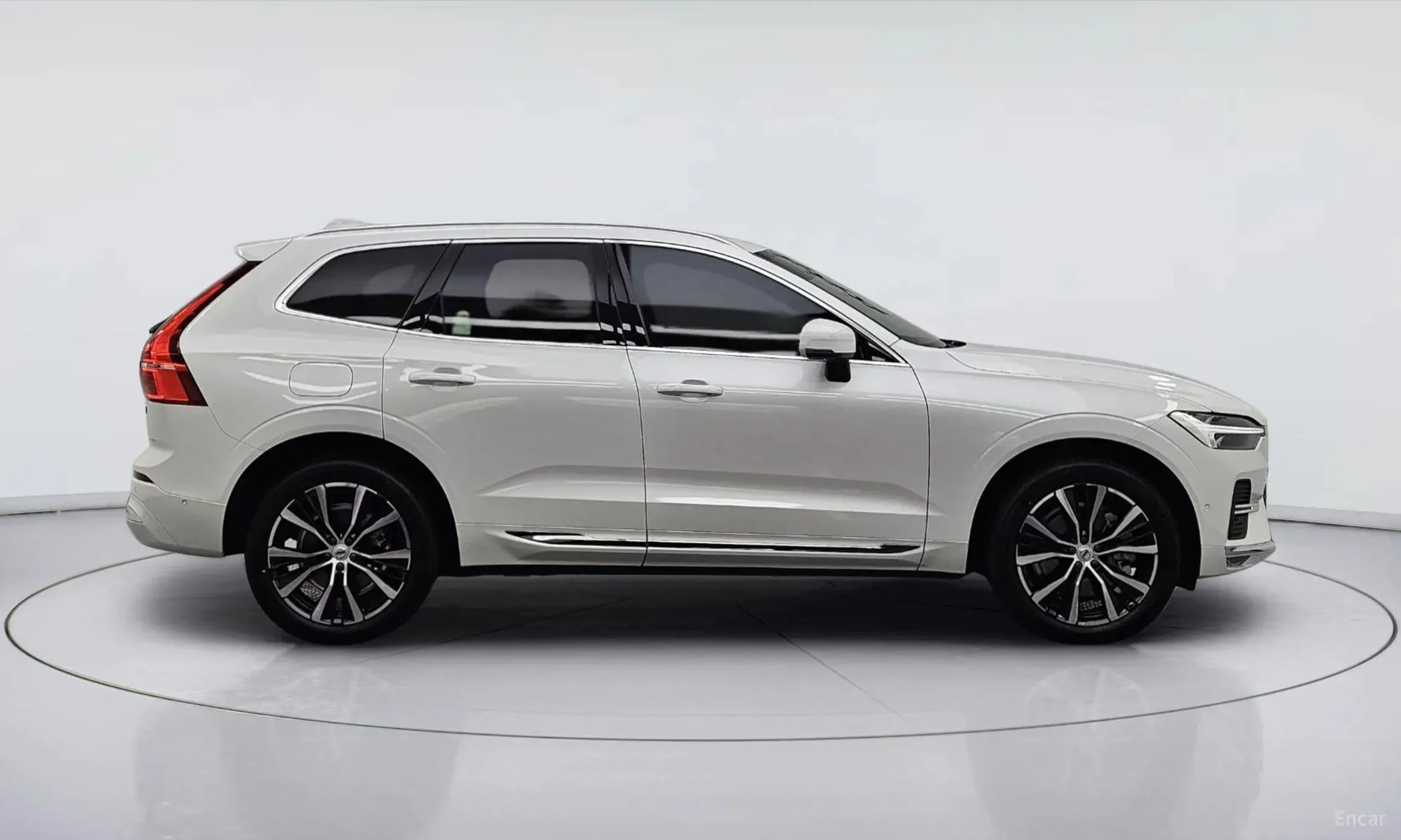 Volvo XC60 Gen 2 превью 3