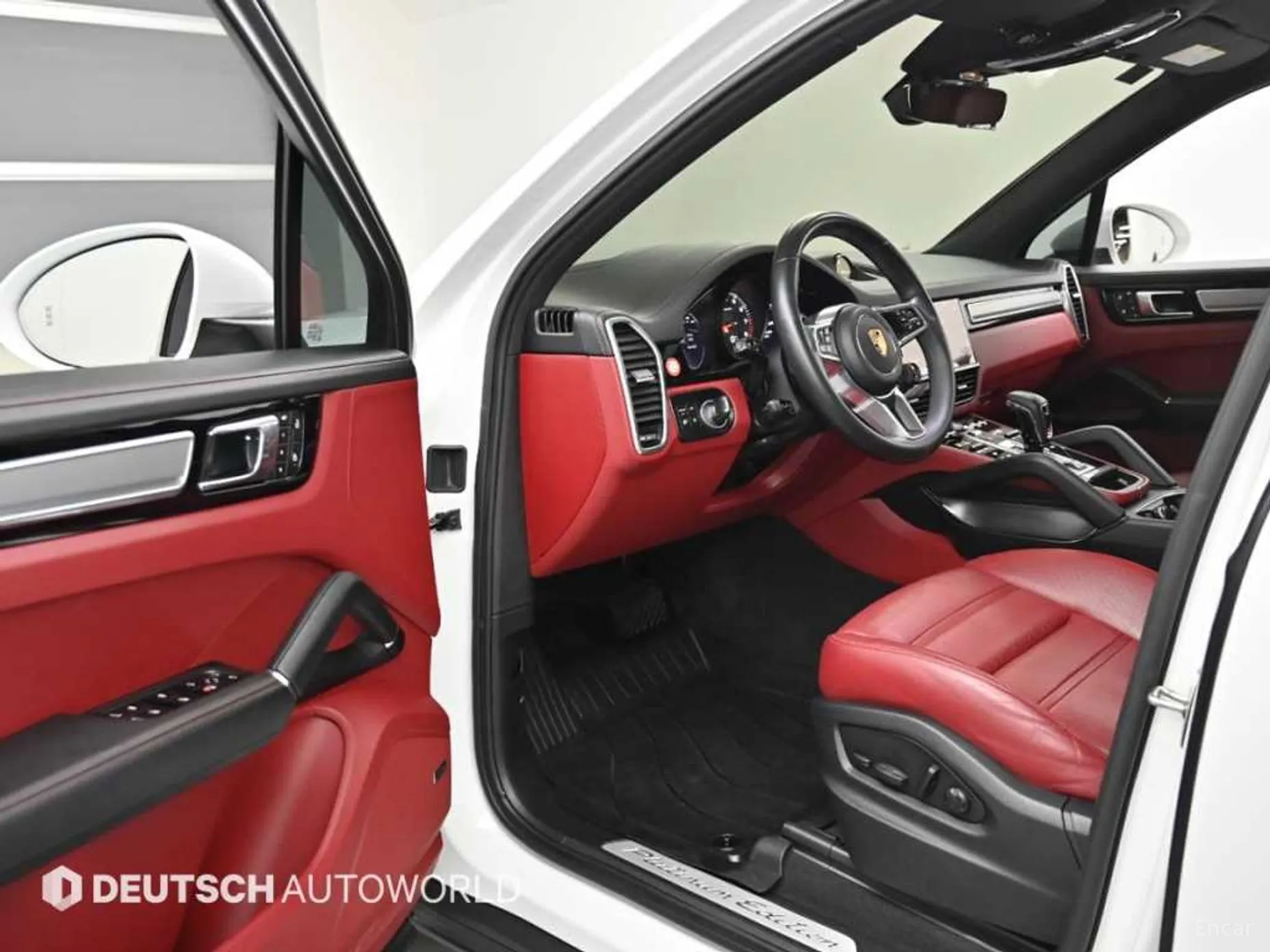Porsche Cayenne (PO536) превью 11