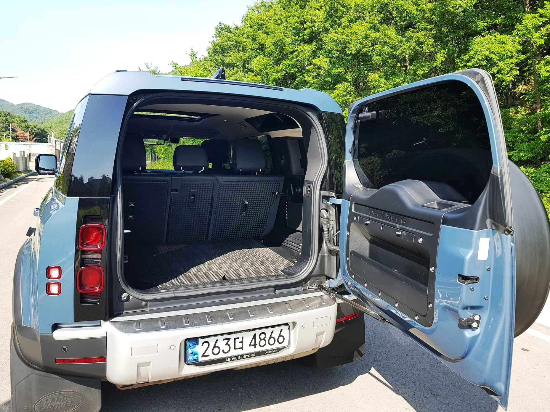 Land Rover Defender (L663) превью 19