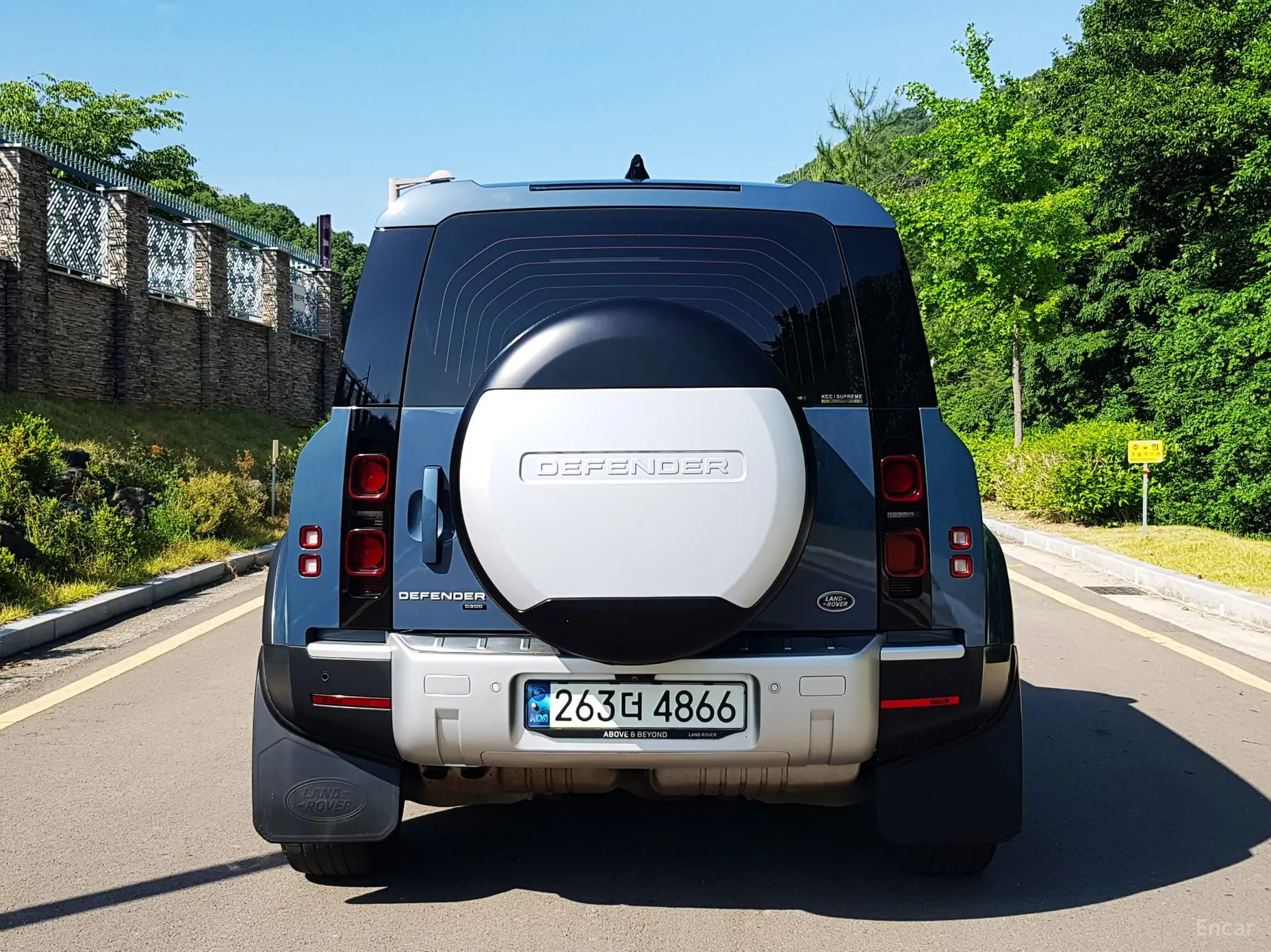 Land Rover Defender (L663) превью 5