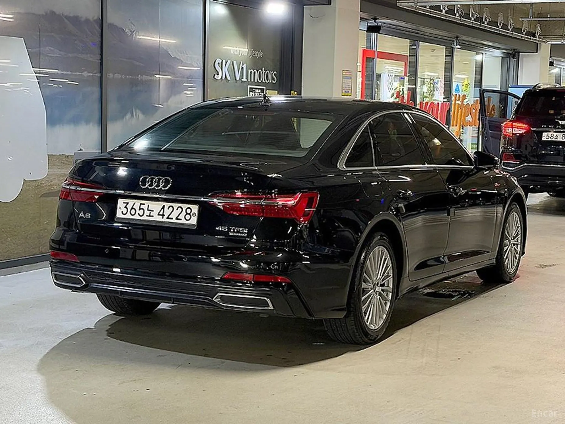 Audi A6 (C8) превью 4