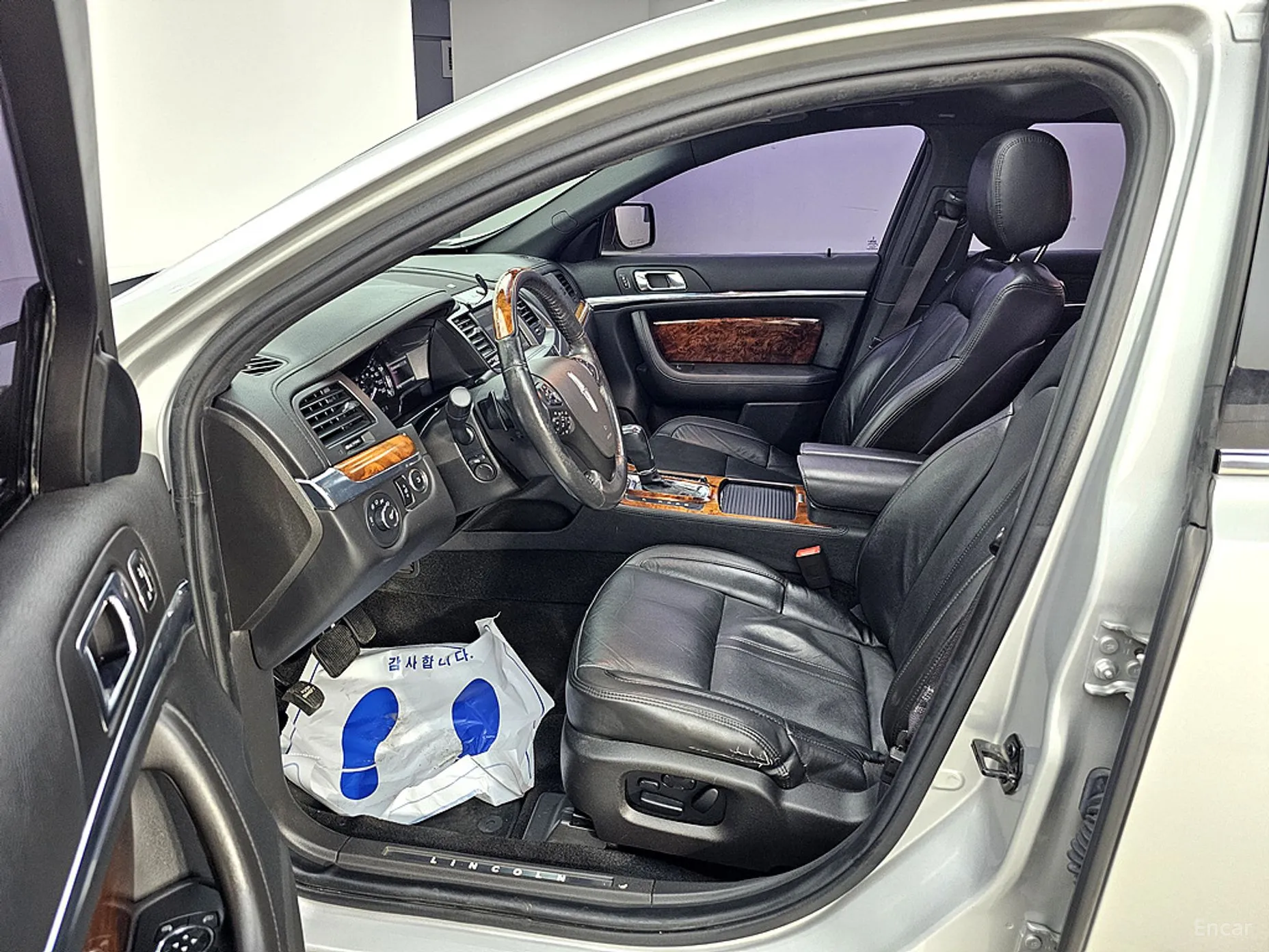 Lincoln New MKS превью 10