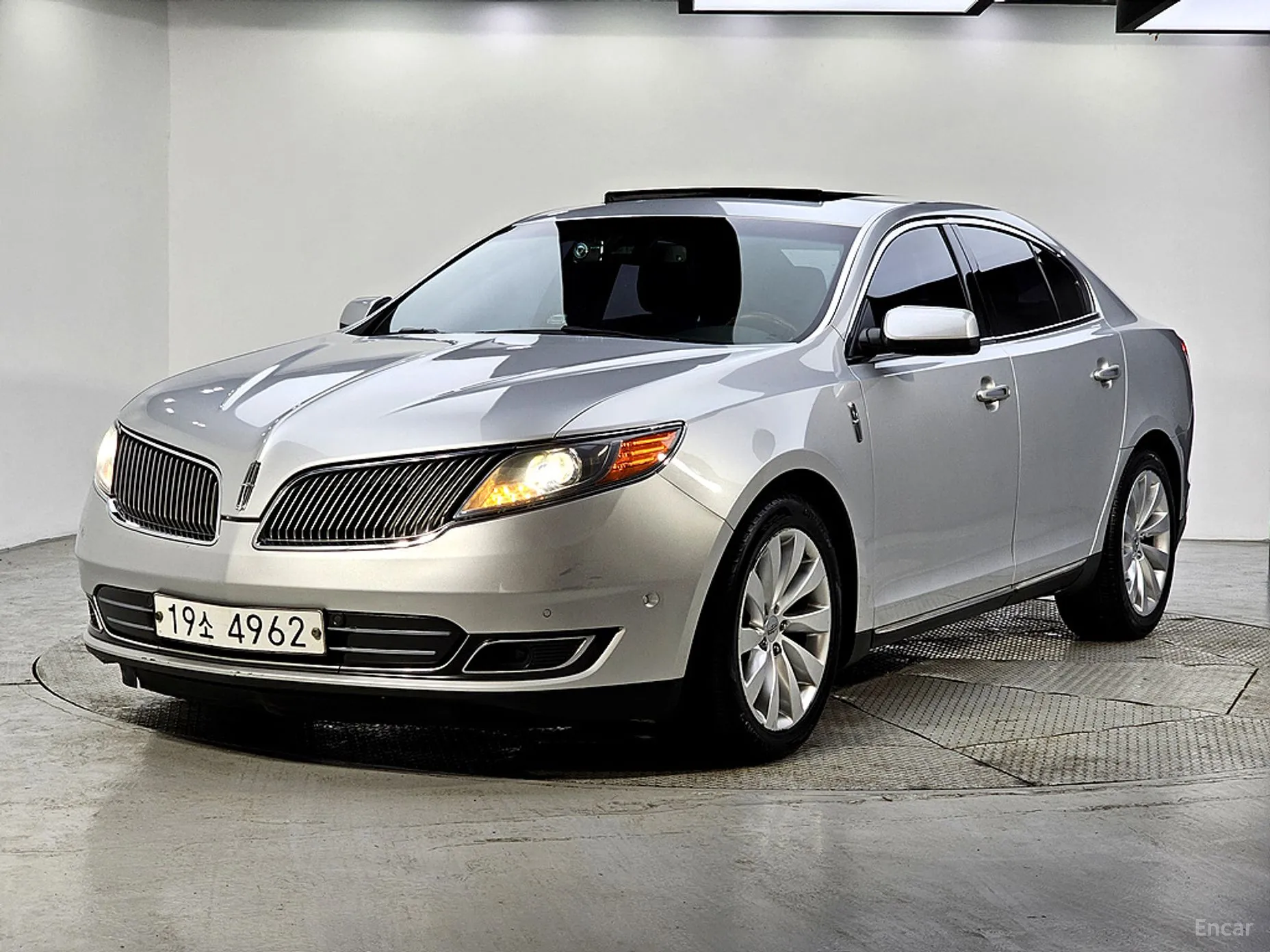 Lincoln New MKS