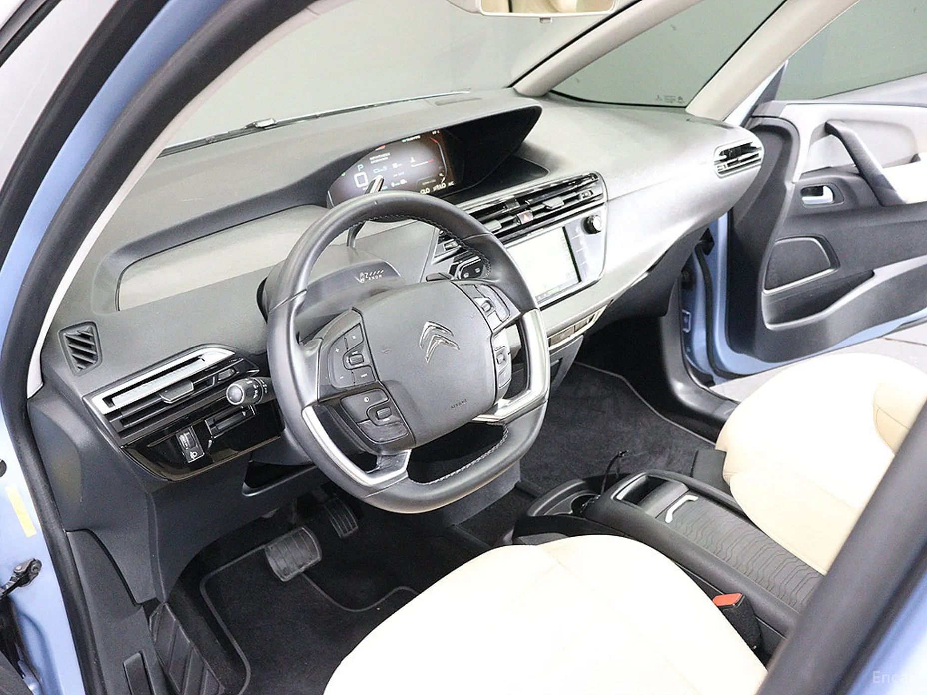 Citroën/DS Grand C4 Picasso превью 16