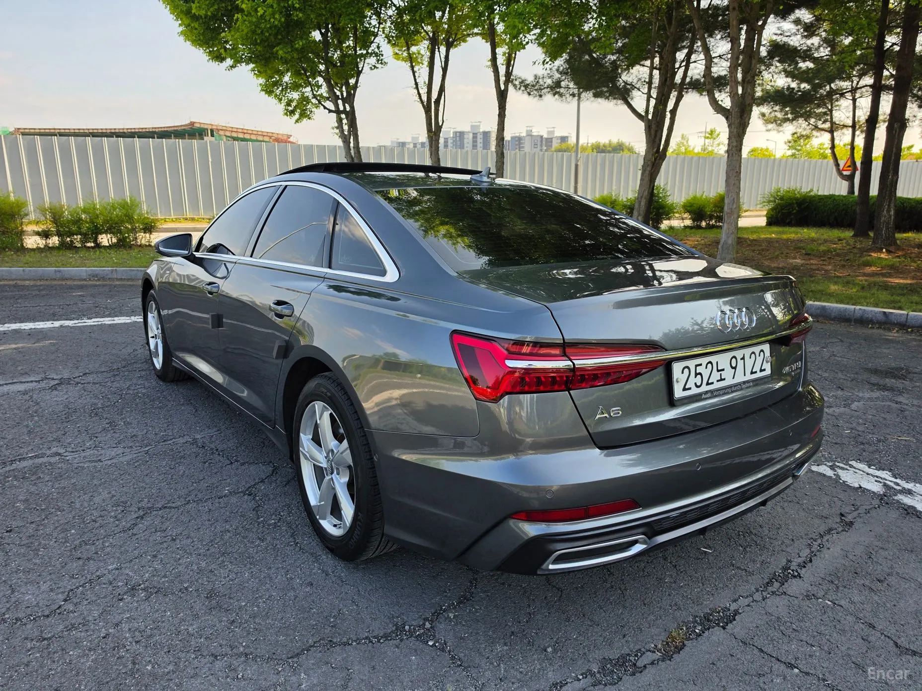 Audi A6 (C8) превью 6