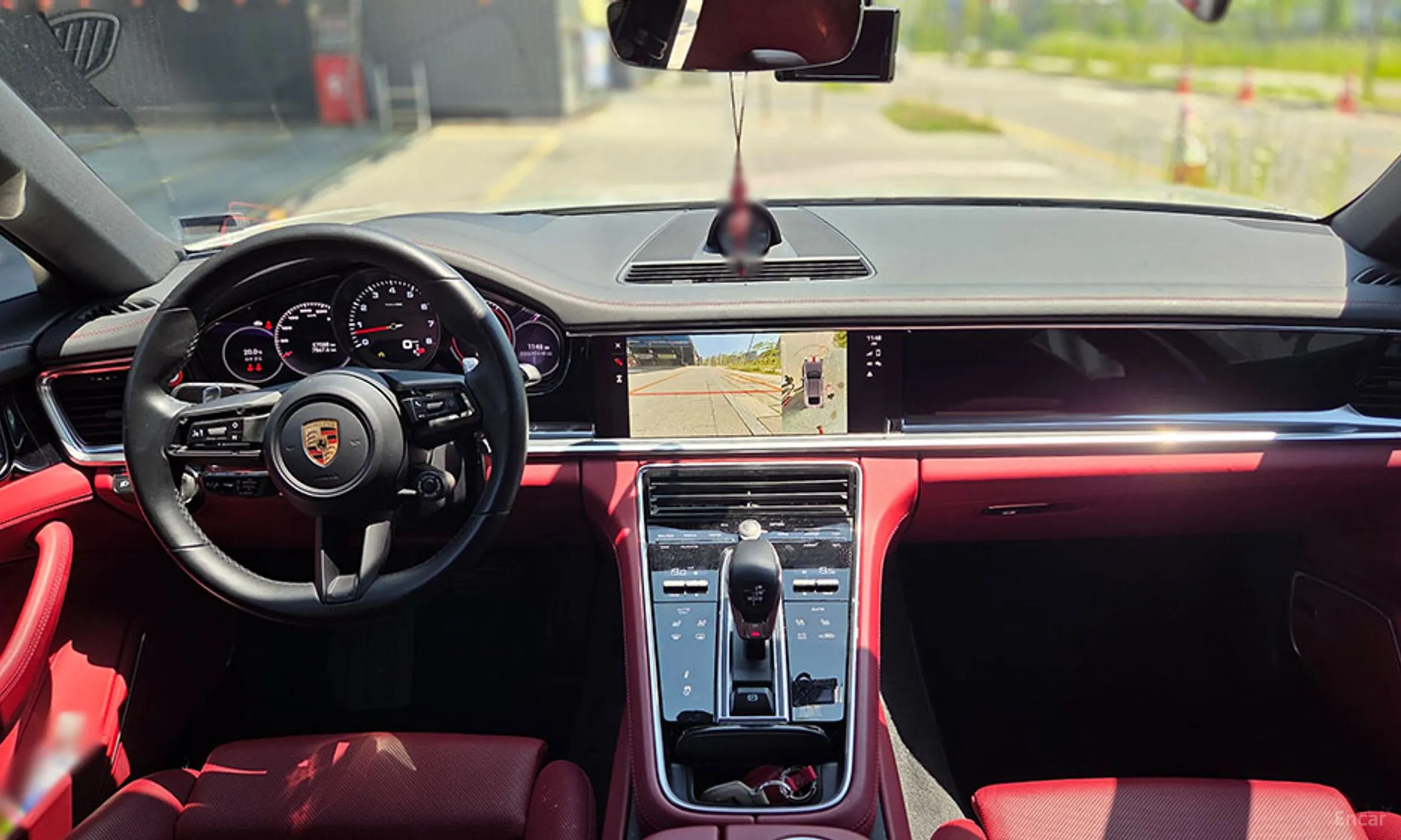 Porsche Panamera (971) превью 13