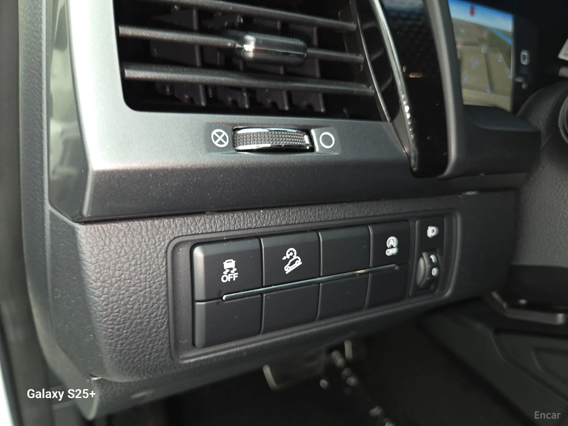 KG Mobility (SsangYong) Rexton Sports Khan превью 15