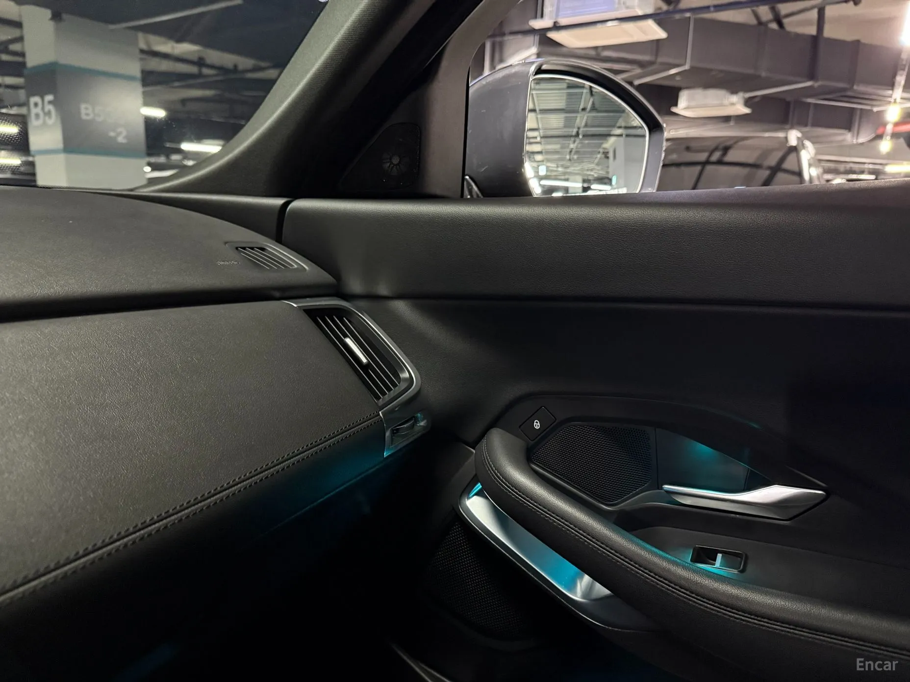 Jaguar E-PACE превью 17