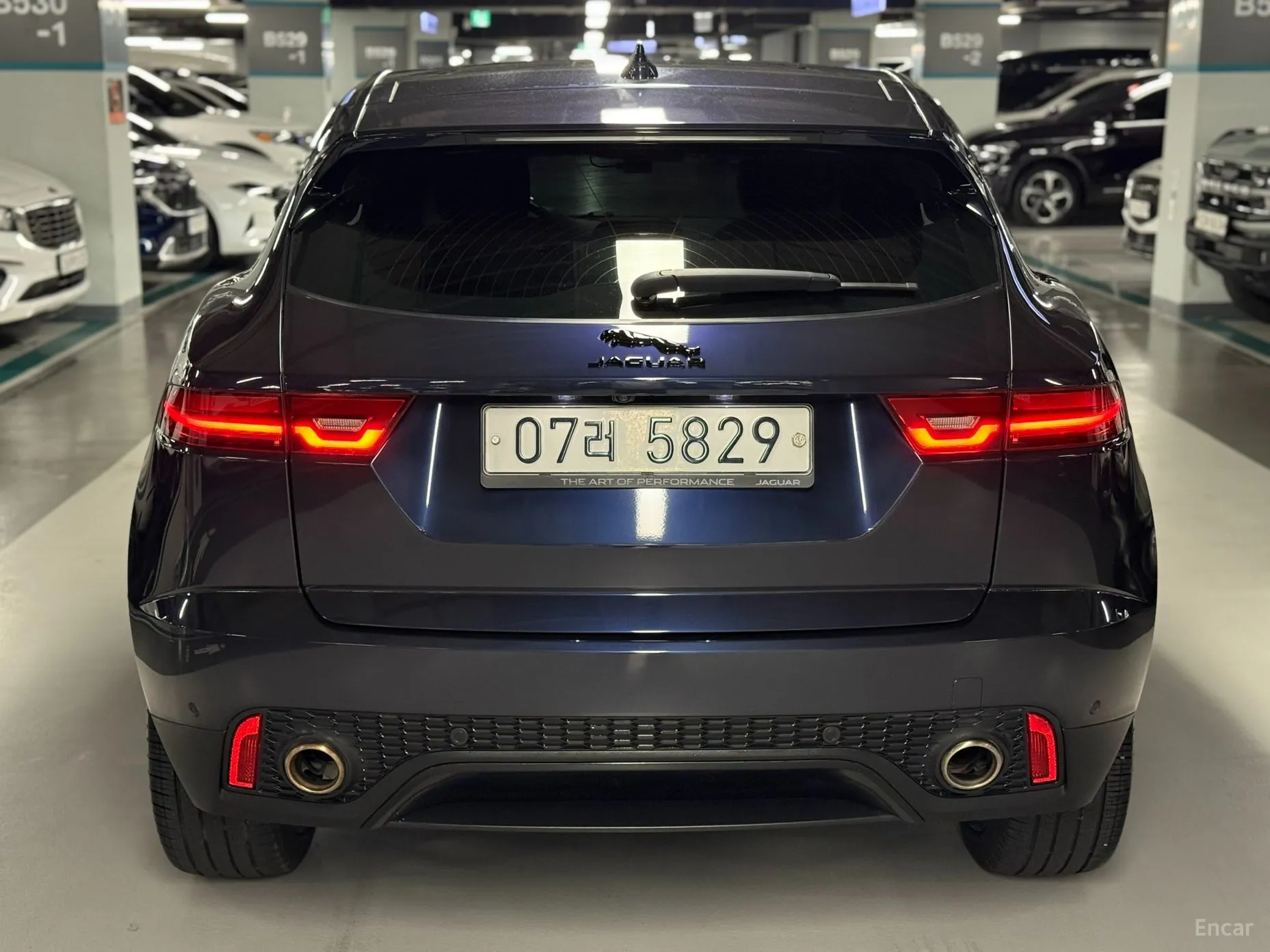Jaguar E-PACE превью 3