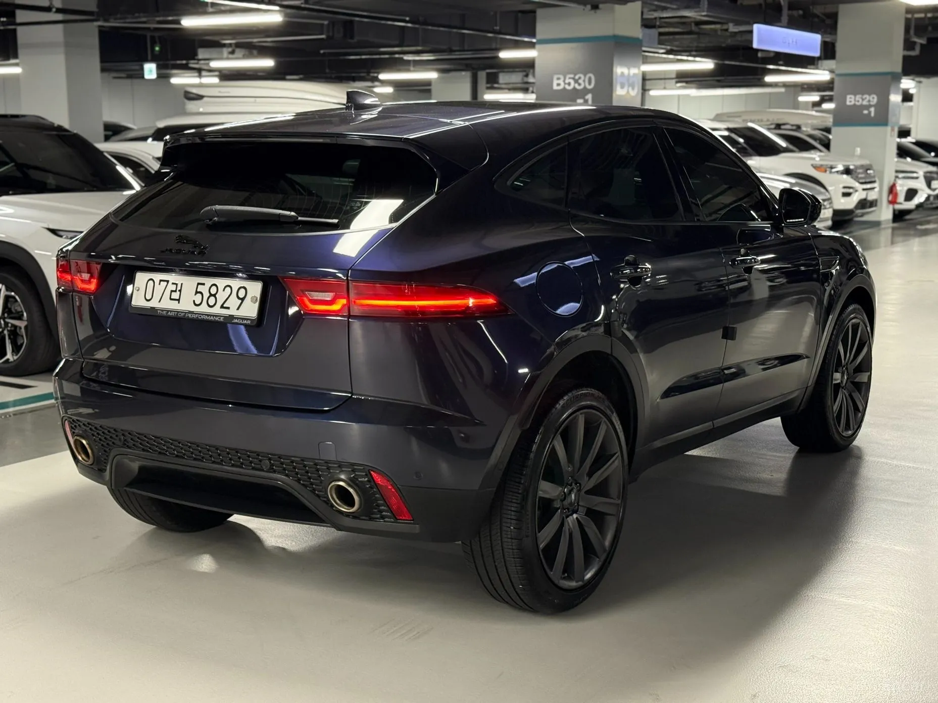 Jaguar E-PACE превью 4