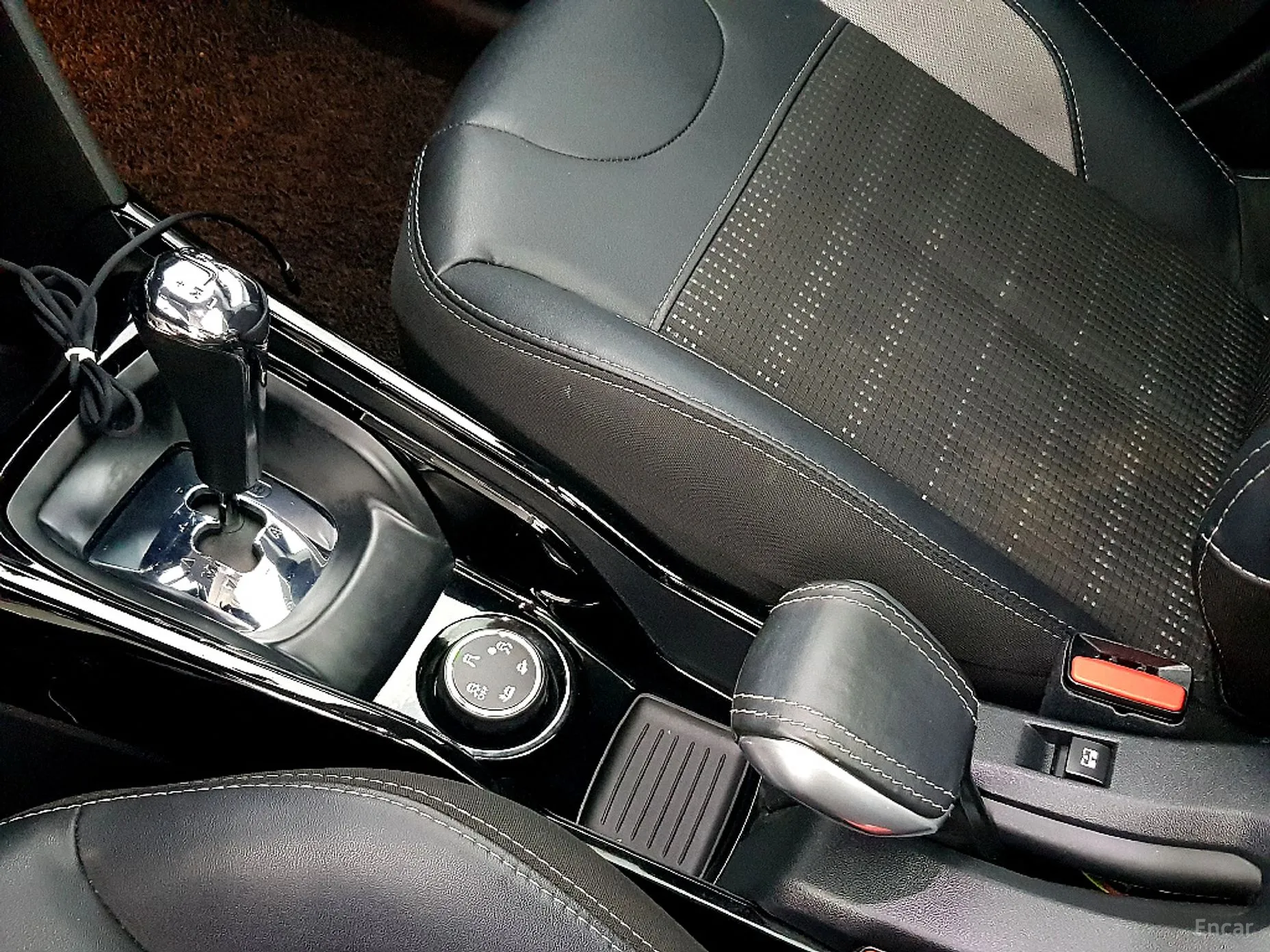 Peugeot 2008. превью 14