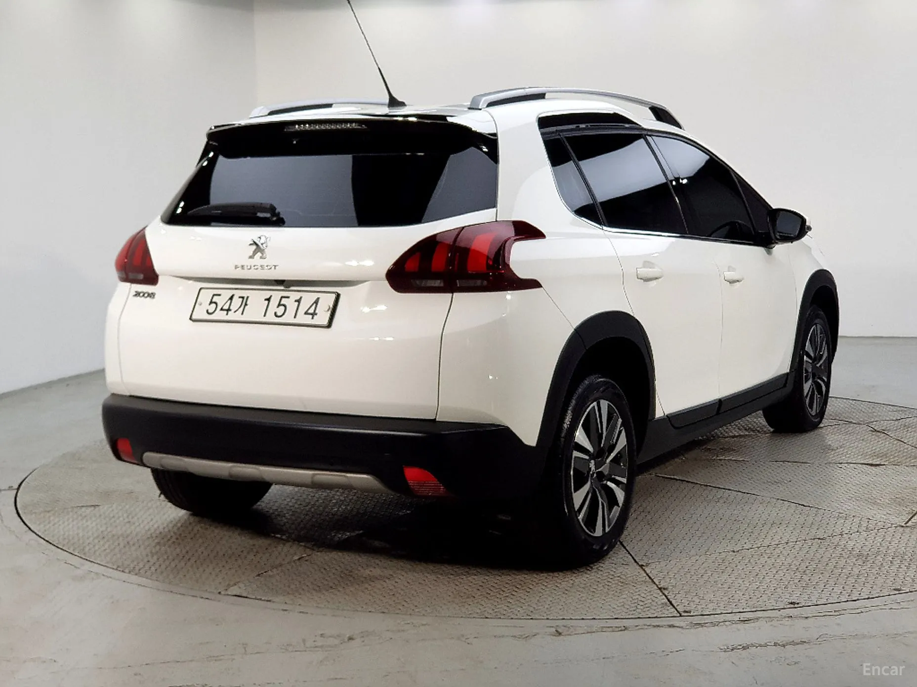 Peugeot 2008. превью 4