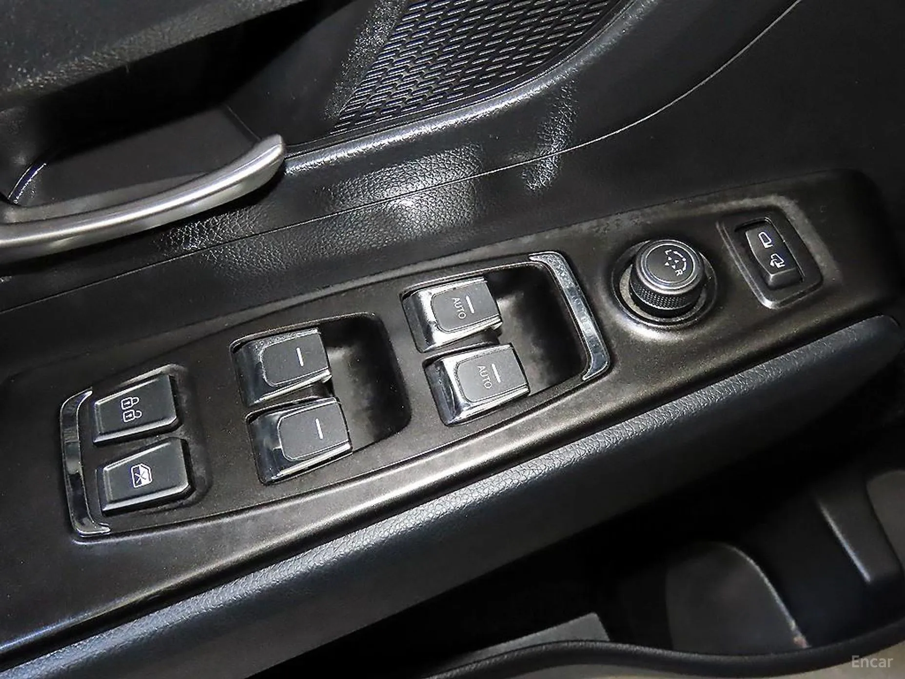 KG Mobility (SsangYong) Beautiful Korando превью 14