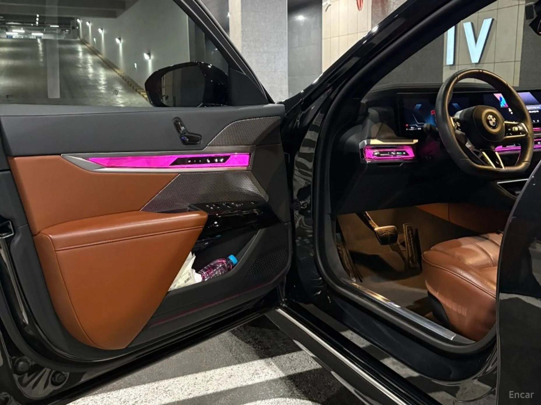 BMW 7 Series (G70) превью 12