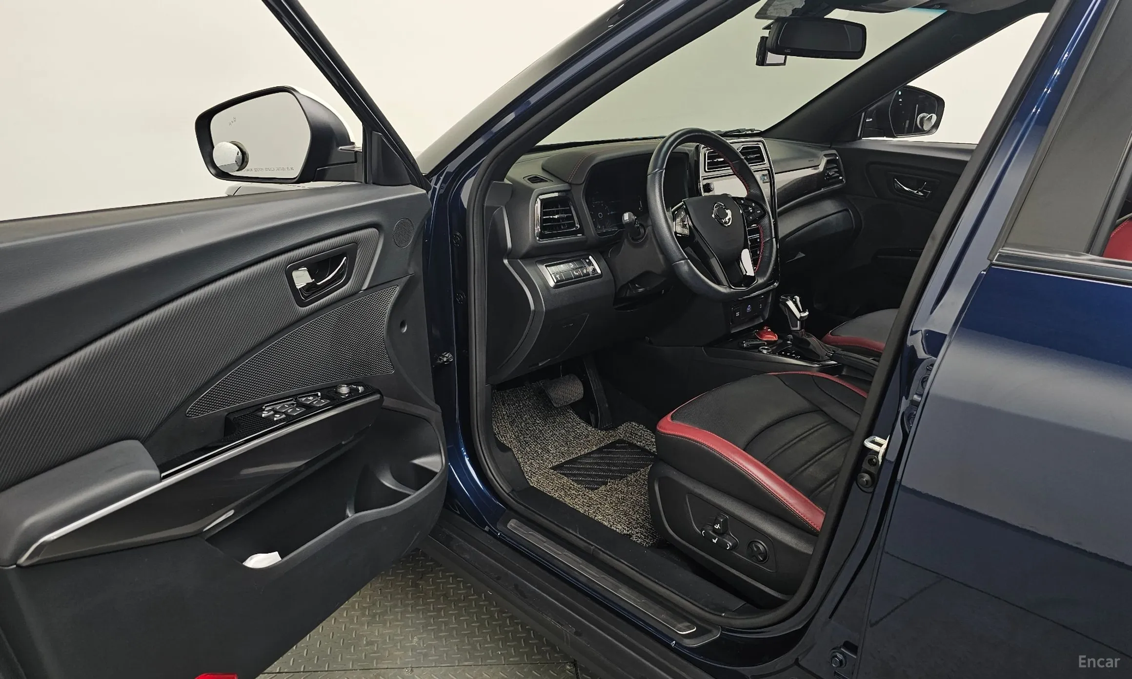 KG Mobility (SsangYong) Berry New Tivoli превью 10