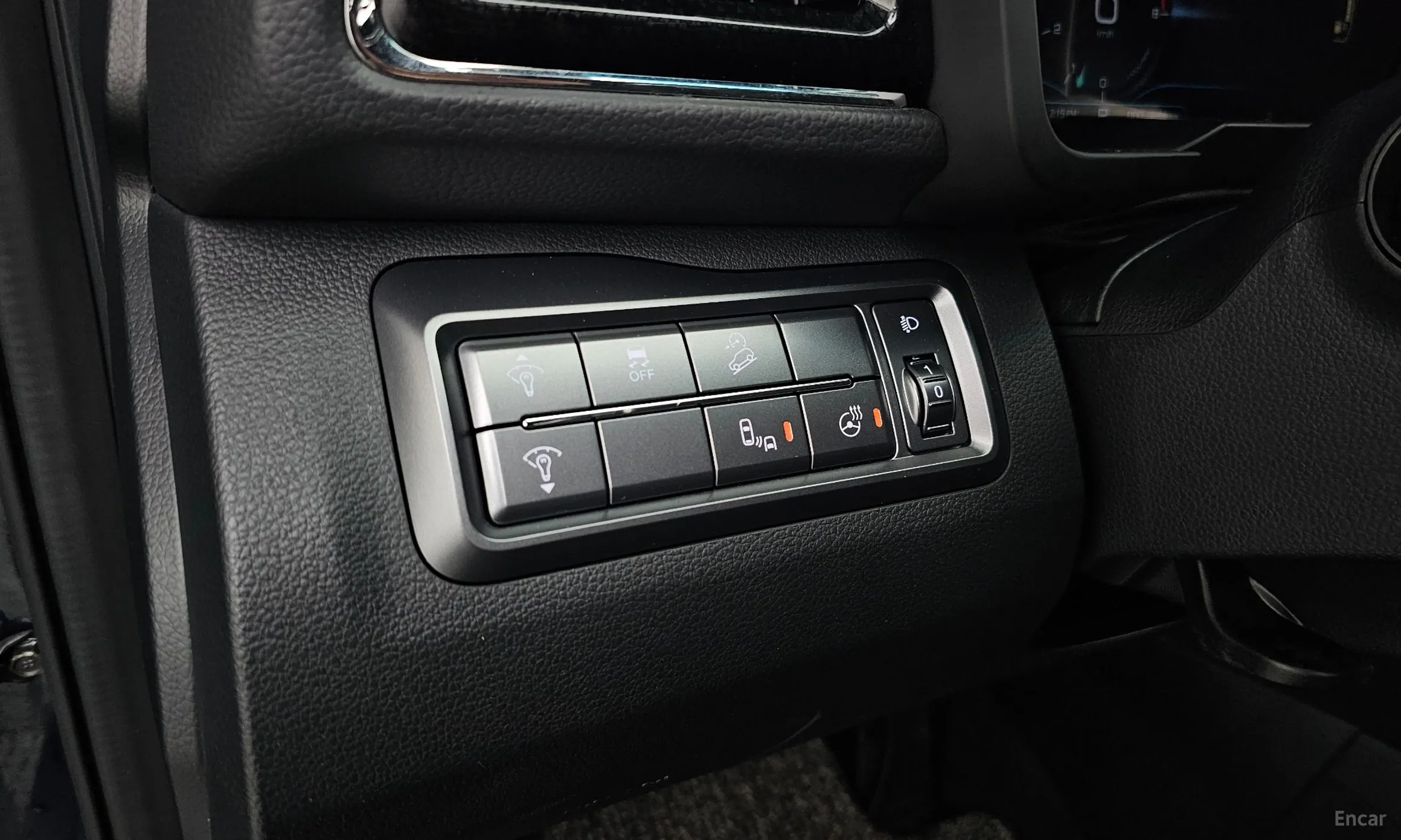 KG Mobility (SsangYong) Berry New Tivoli превью 17