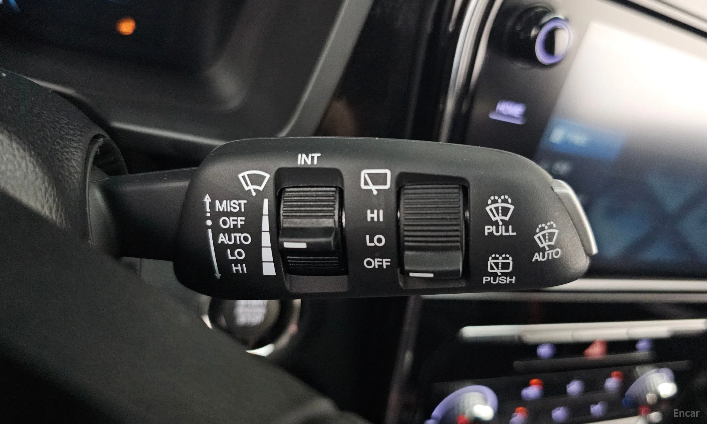KG Mobility (SsangYong) Berry New Tivoli превью 18