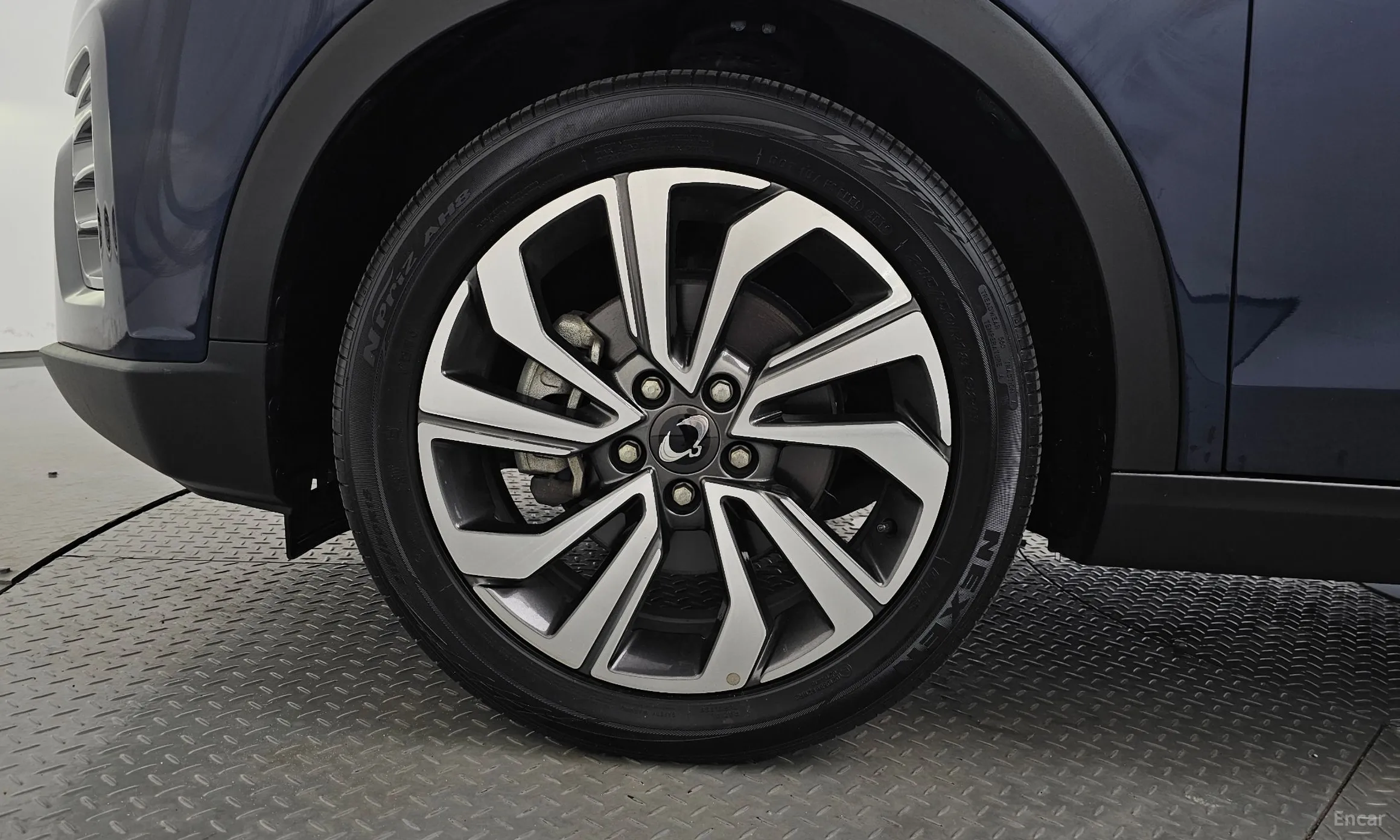 KG Mobility (SsangYong) Berry New Tivoli превью 5