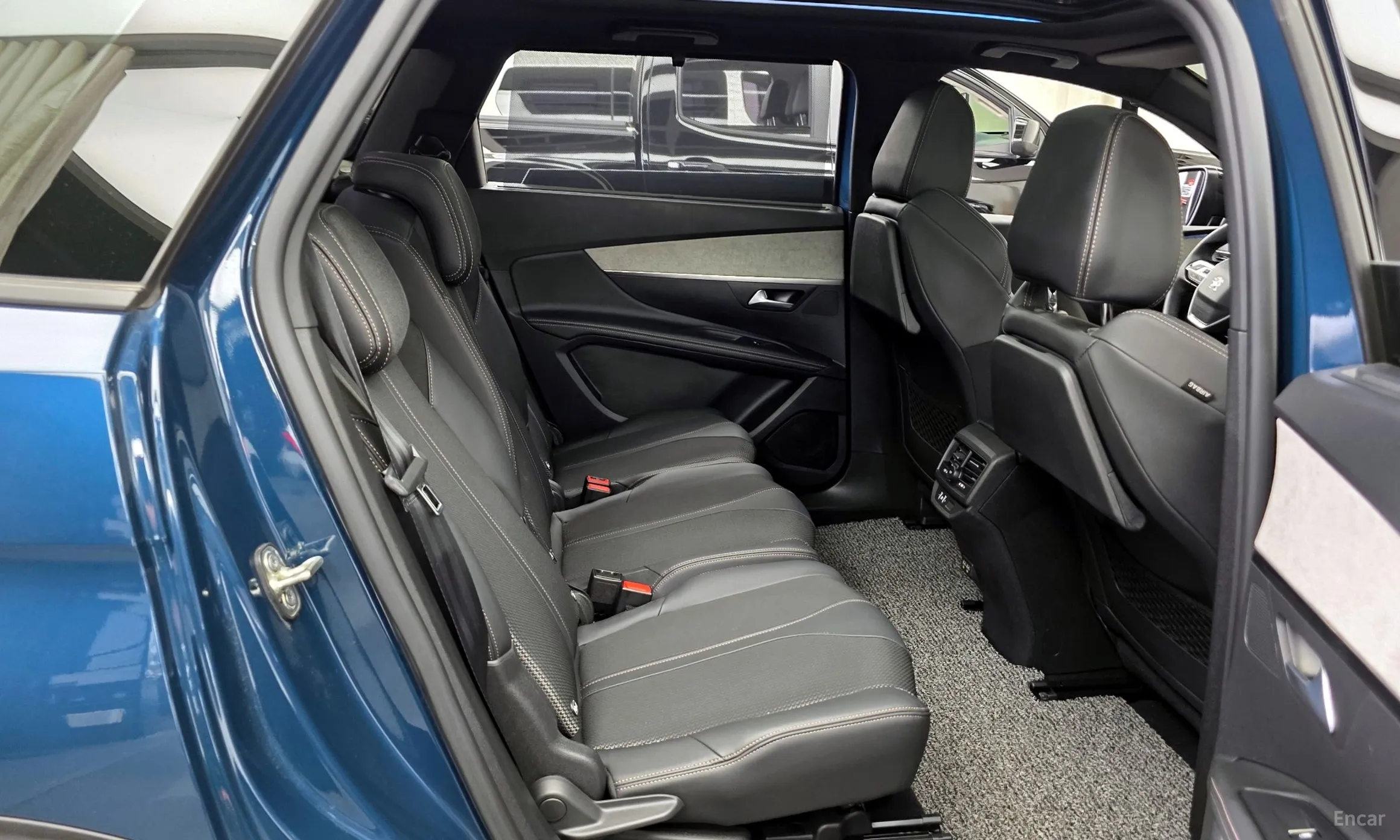 Peugeot 5008 2nd generation превью 12