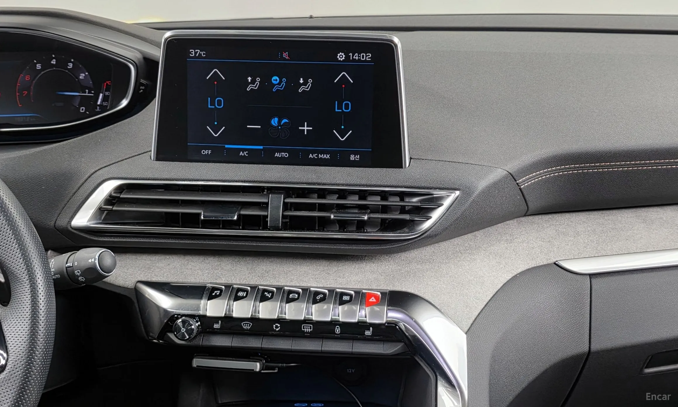 Peugeot 5008 2nd generation превью 14