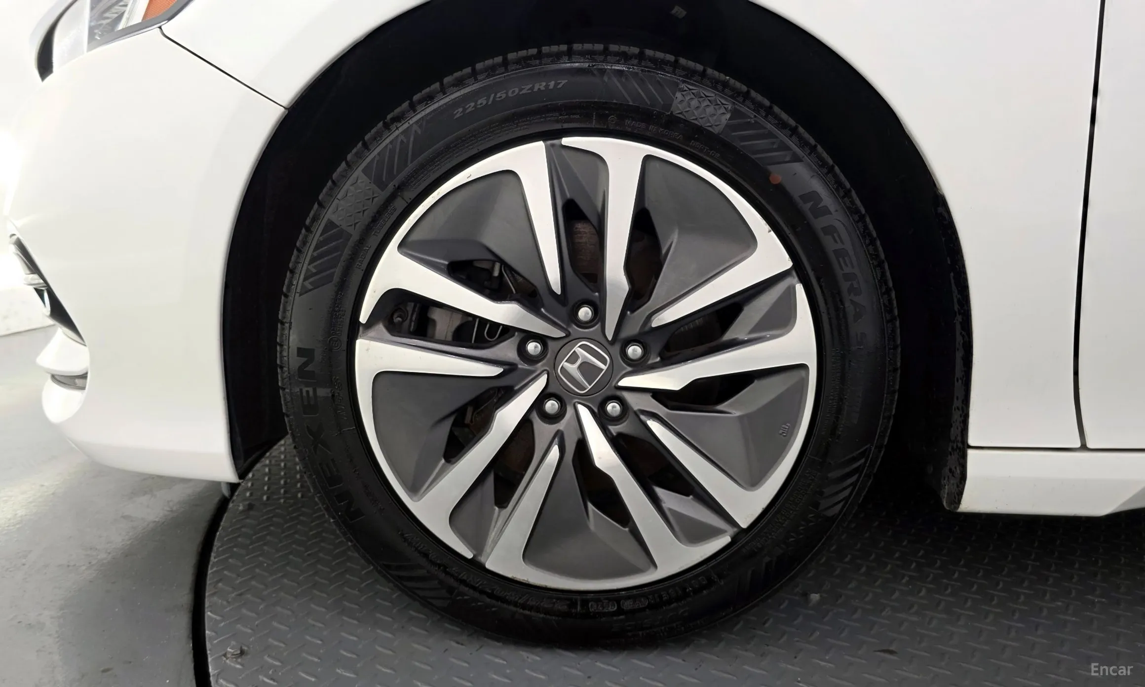 Honda Accord 10th Generation превью 5