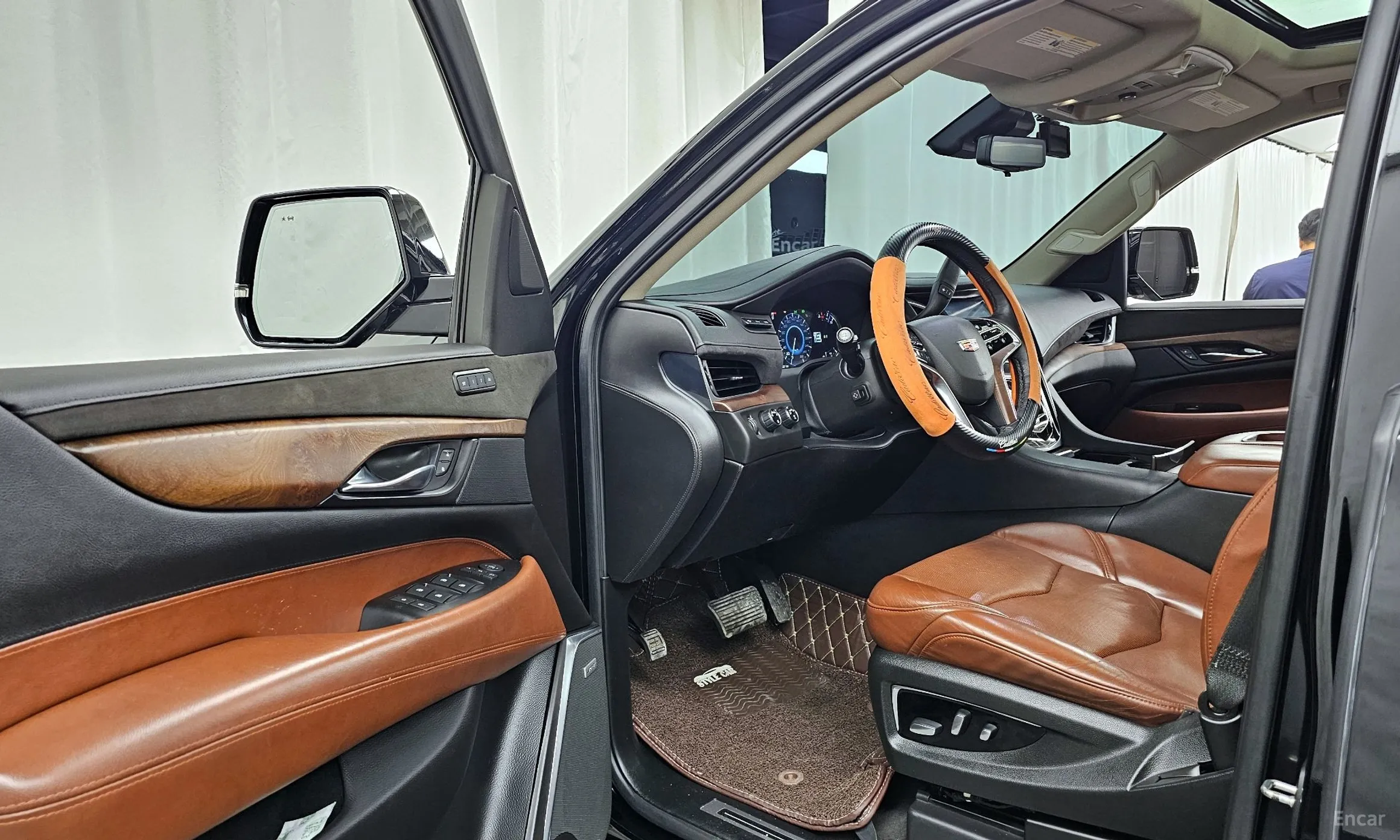 Cadillac Escalade превью 10