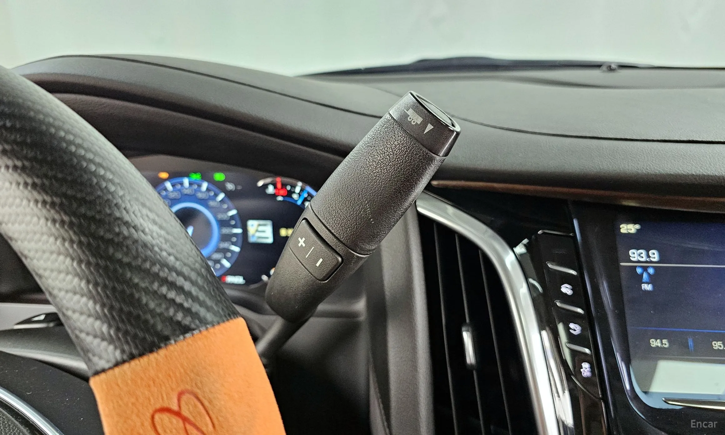 Cadillac Escalade превью 9