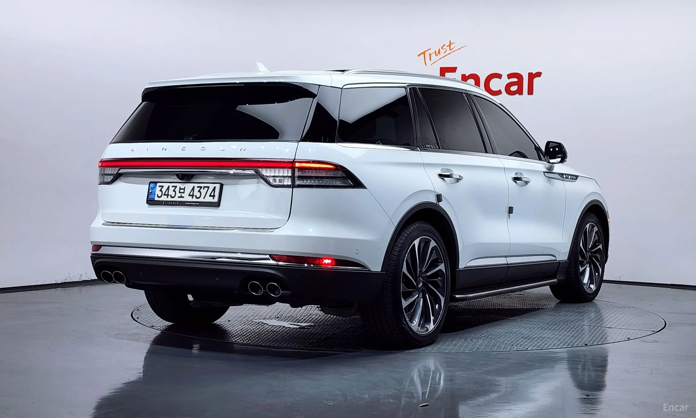 Lincoln Aviator 2nd Generation превью 2