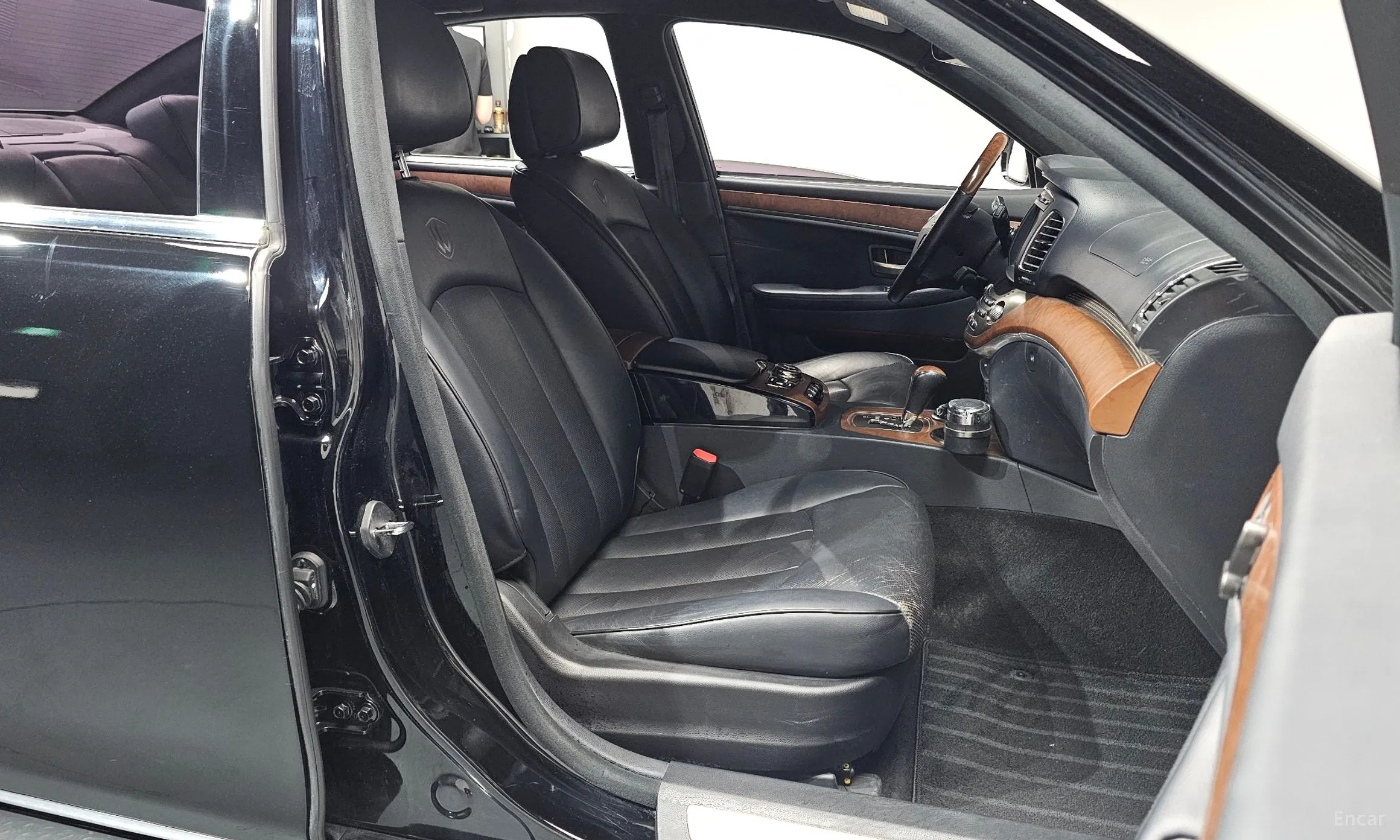KG Mobility (SsangYong) Chairman W превью 12