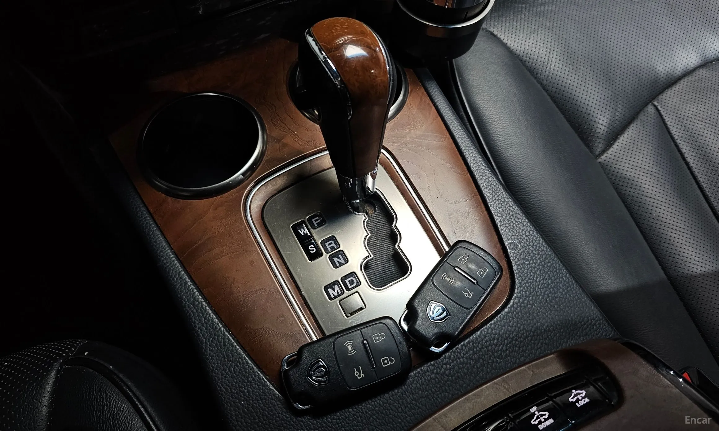 KG Mobility (SsangYong) Chairman W превью 9