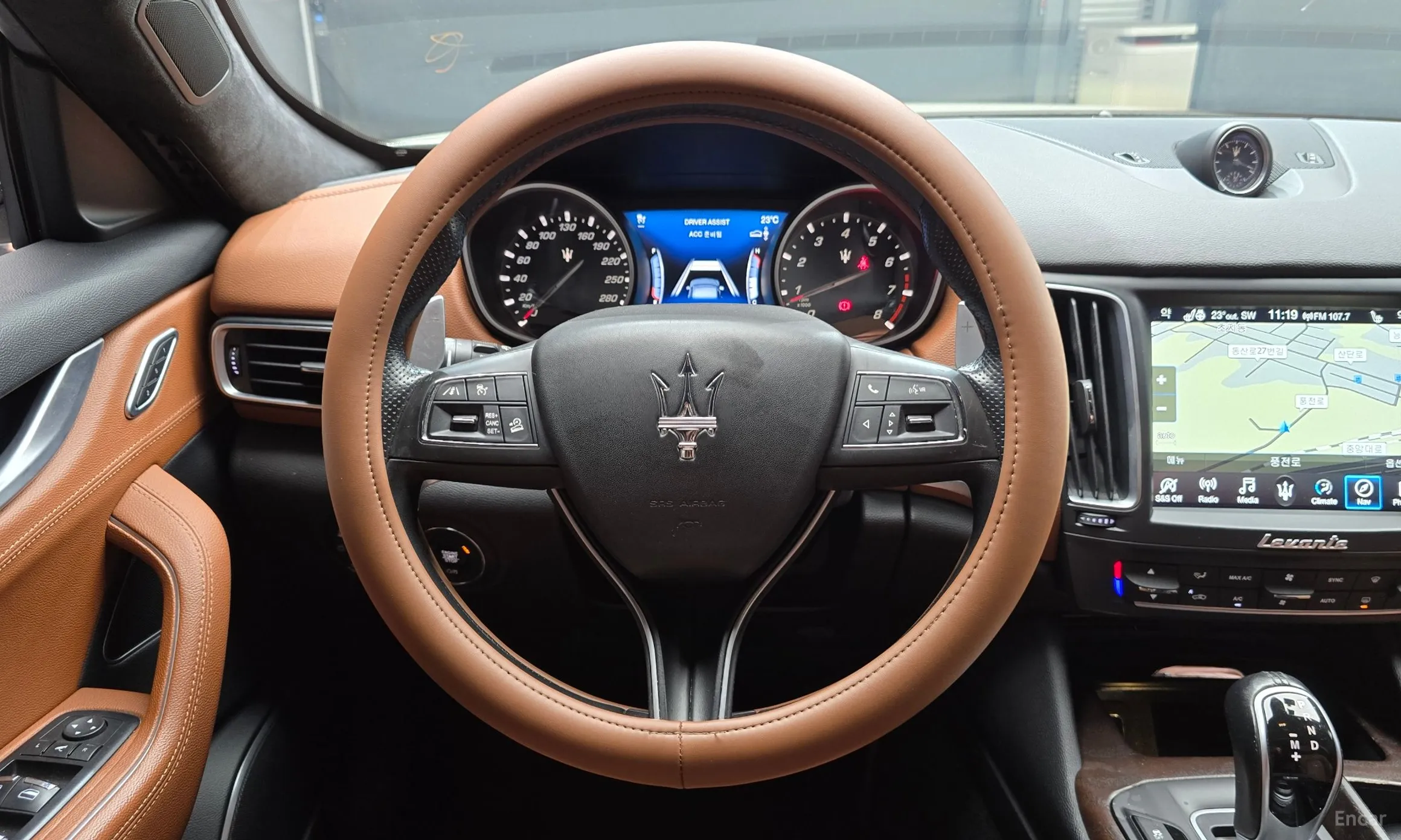 Maserati Levante превью 13