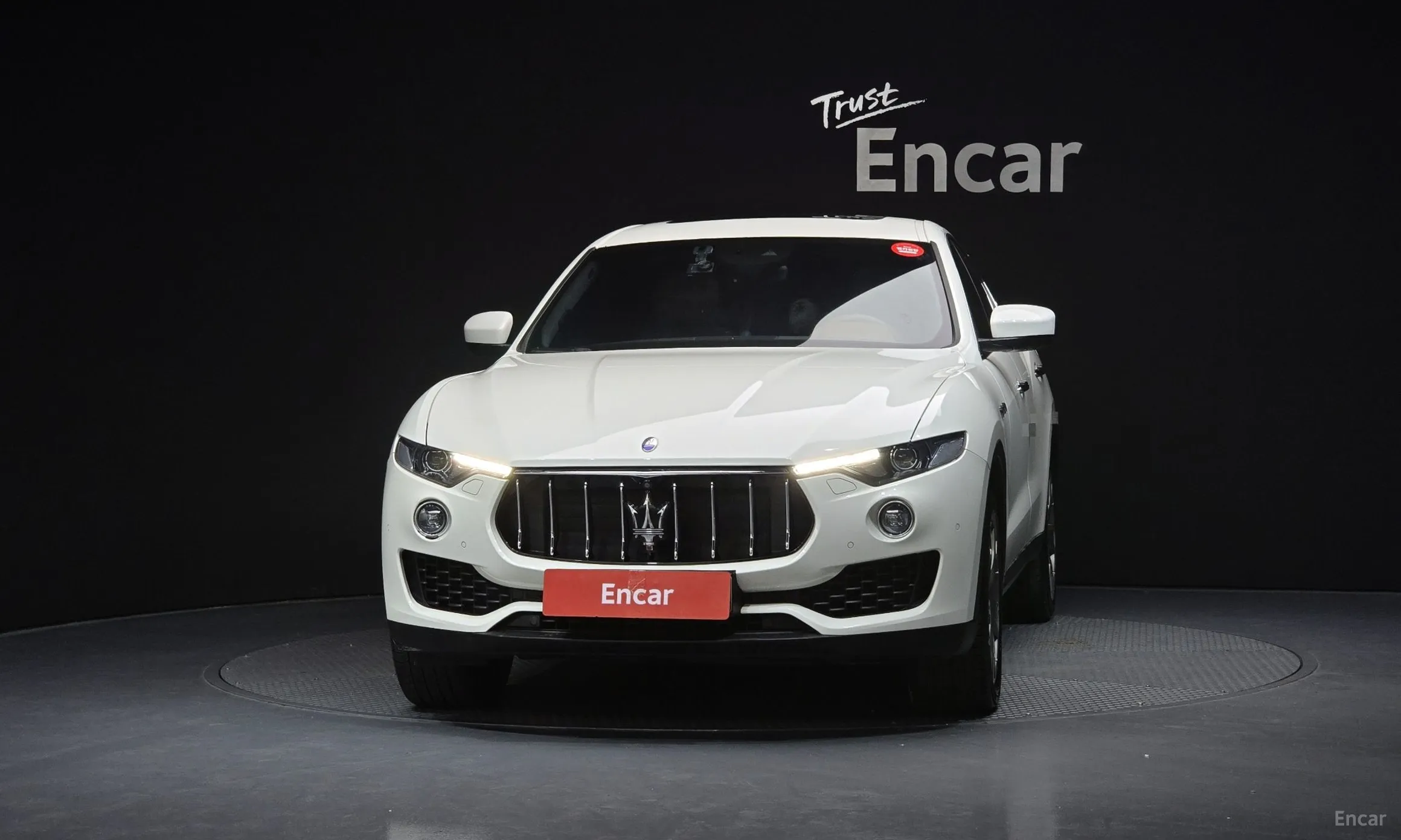 Maserati Levante превью 3