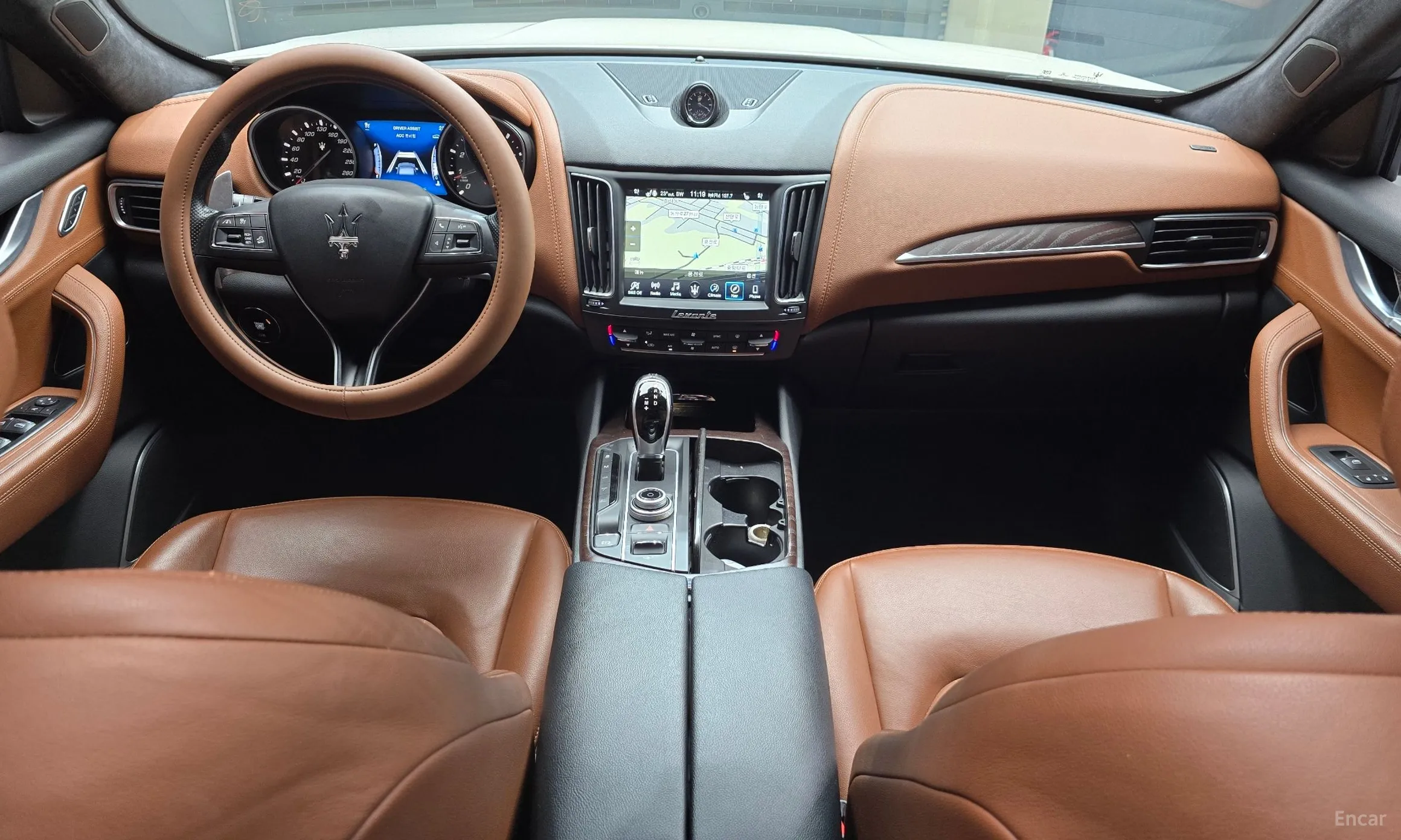 Maserati Levante превью 7