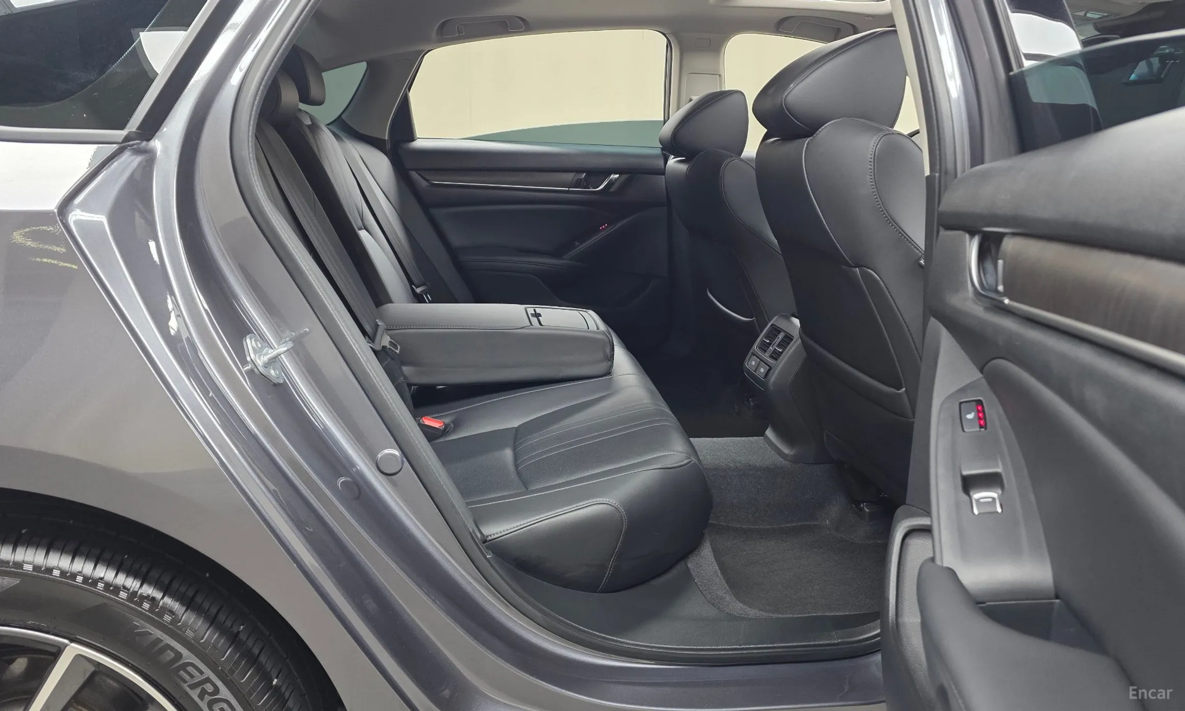 Honda Accord 10th Generation превью 11